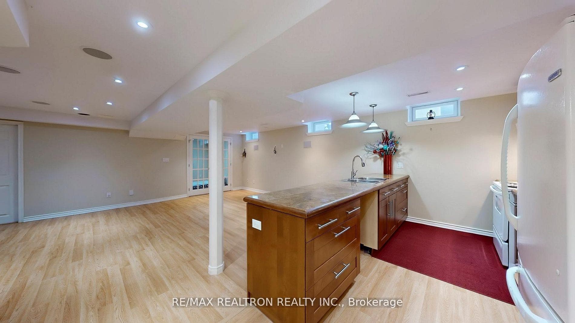 222 Silver Maple Road photo 34