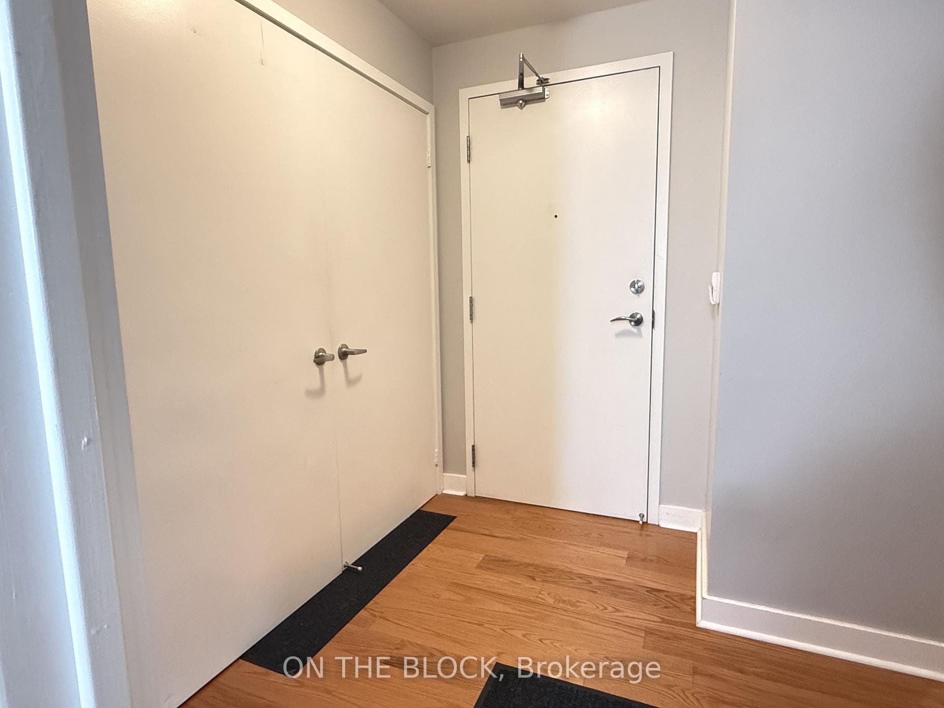 320 Richmond Street Unit 313 photo 2