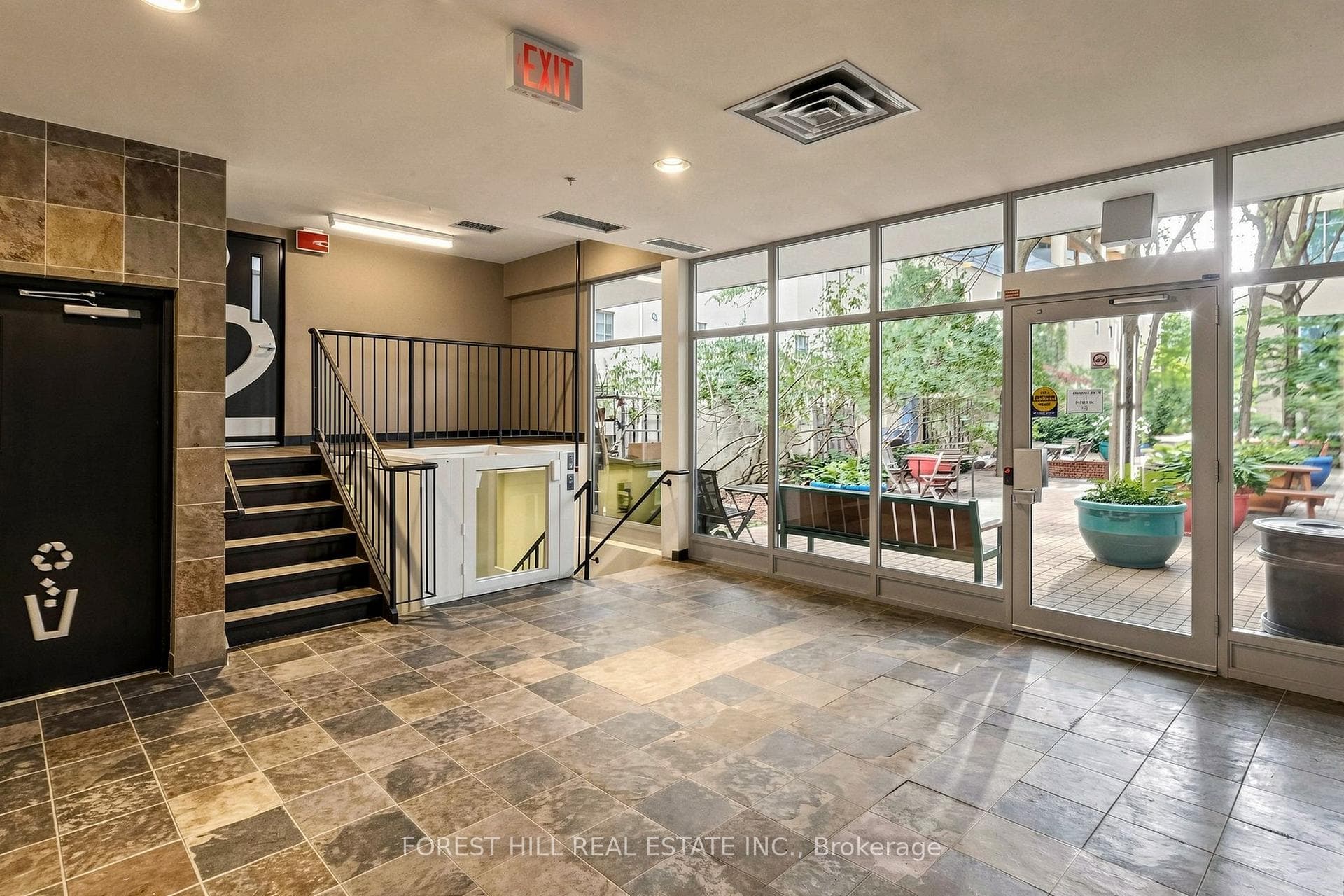 21 Nassau Street Unit 301 photo 7