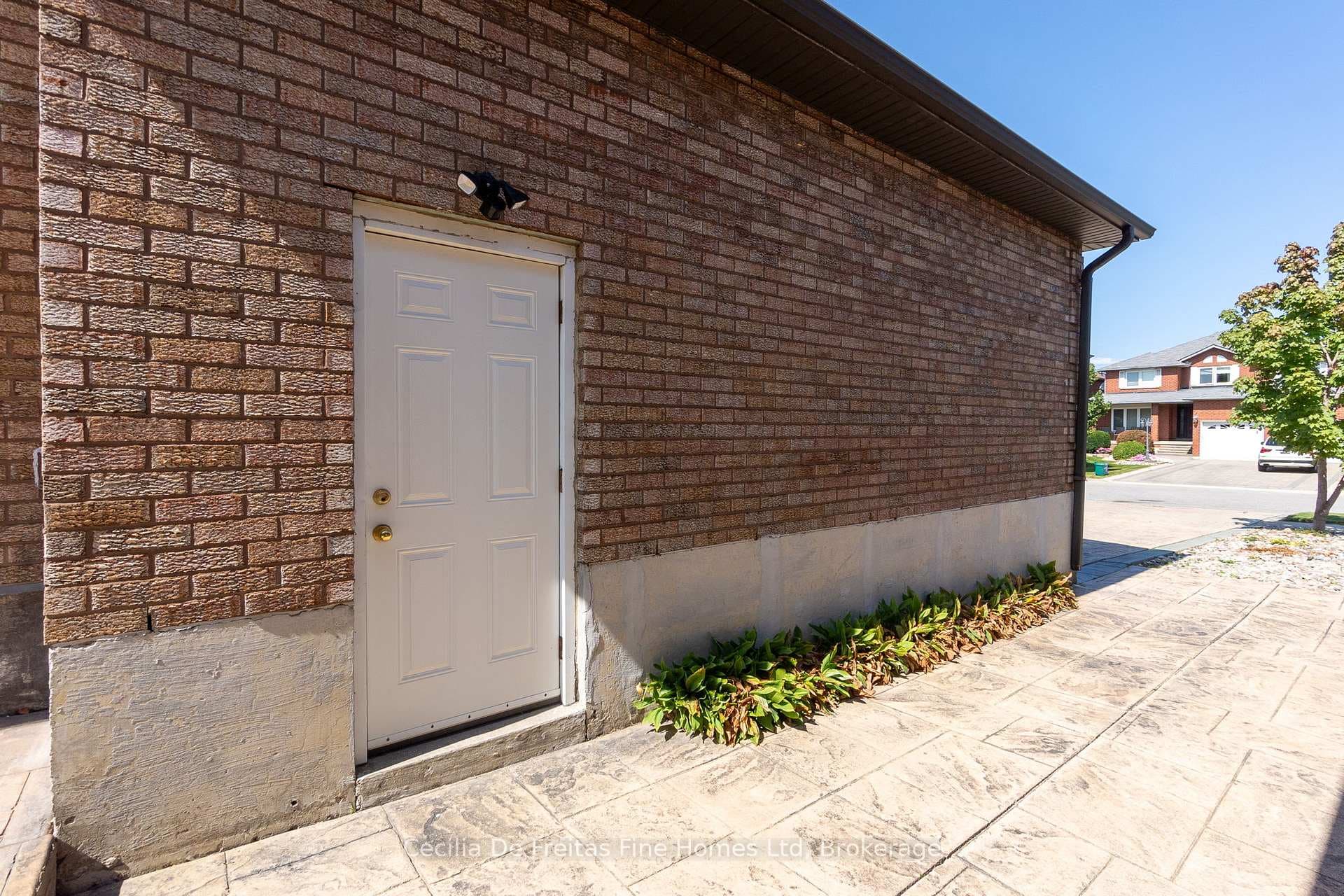 152 Longhouse Street Unit BSMT photo 2