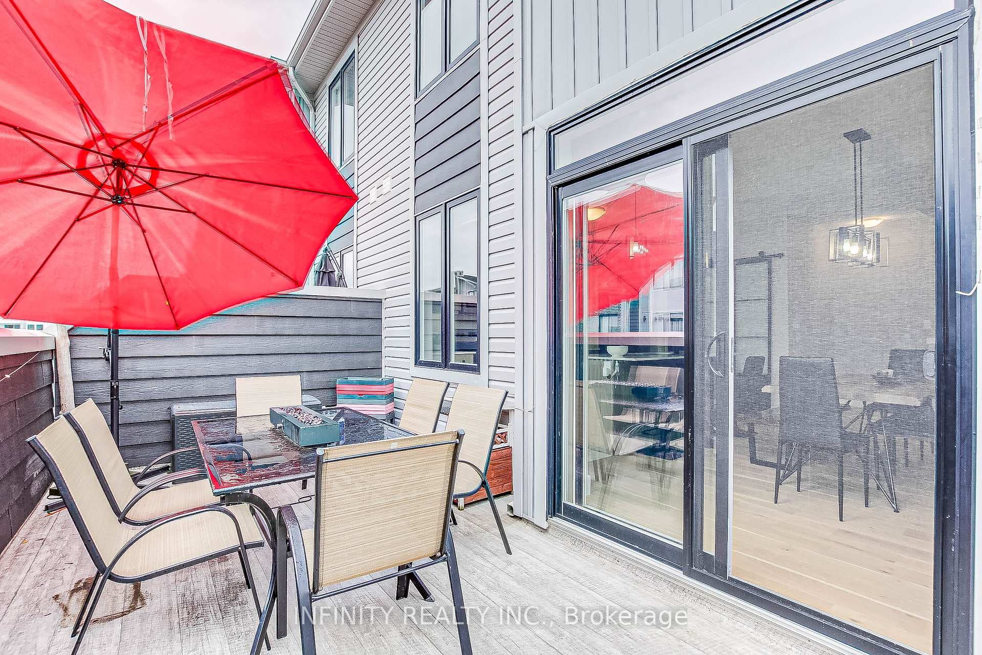 177 Edgevalley Road Unit 181 photo 31