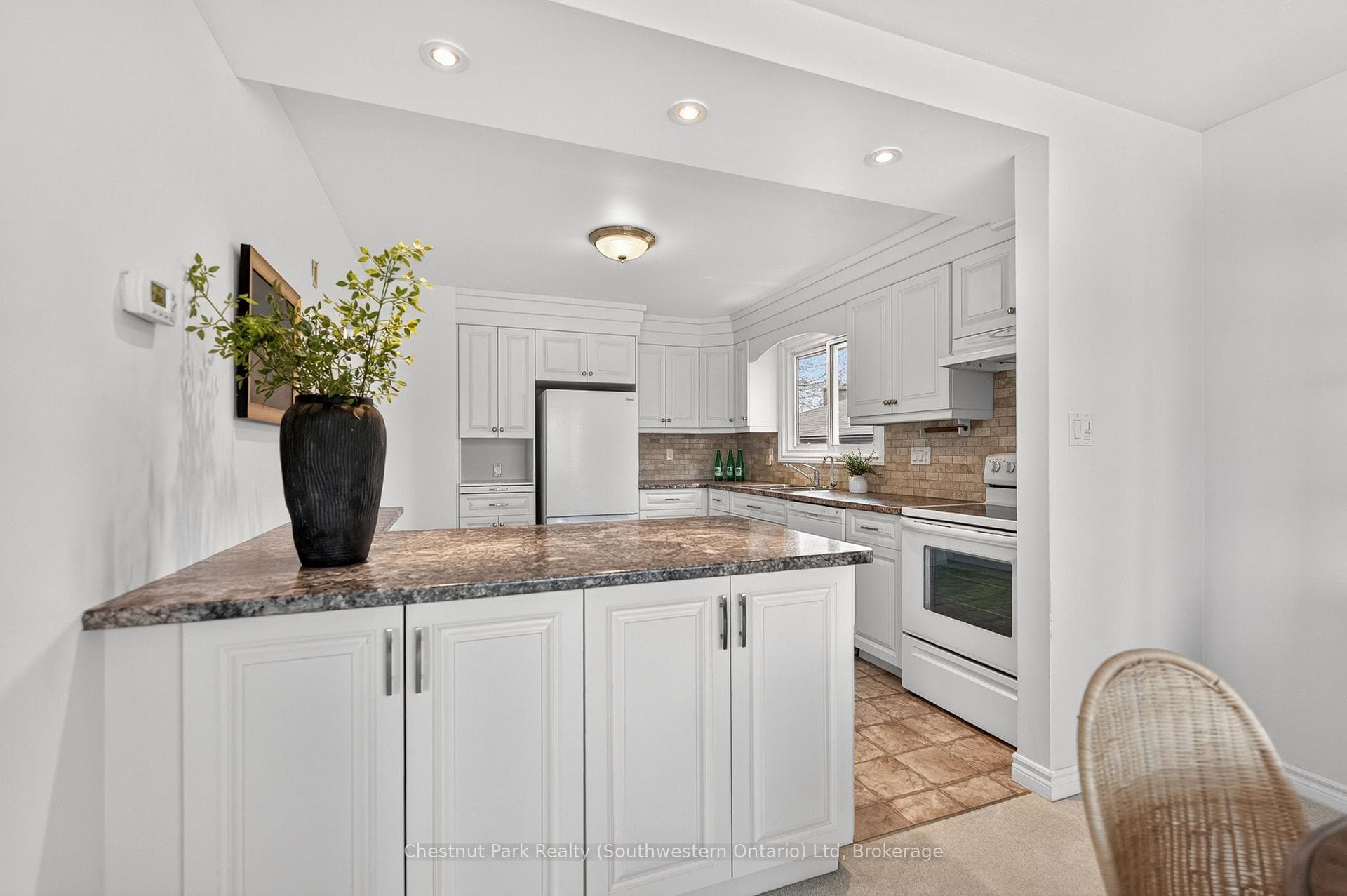 157 ORIOLE Parkway photo 14