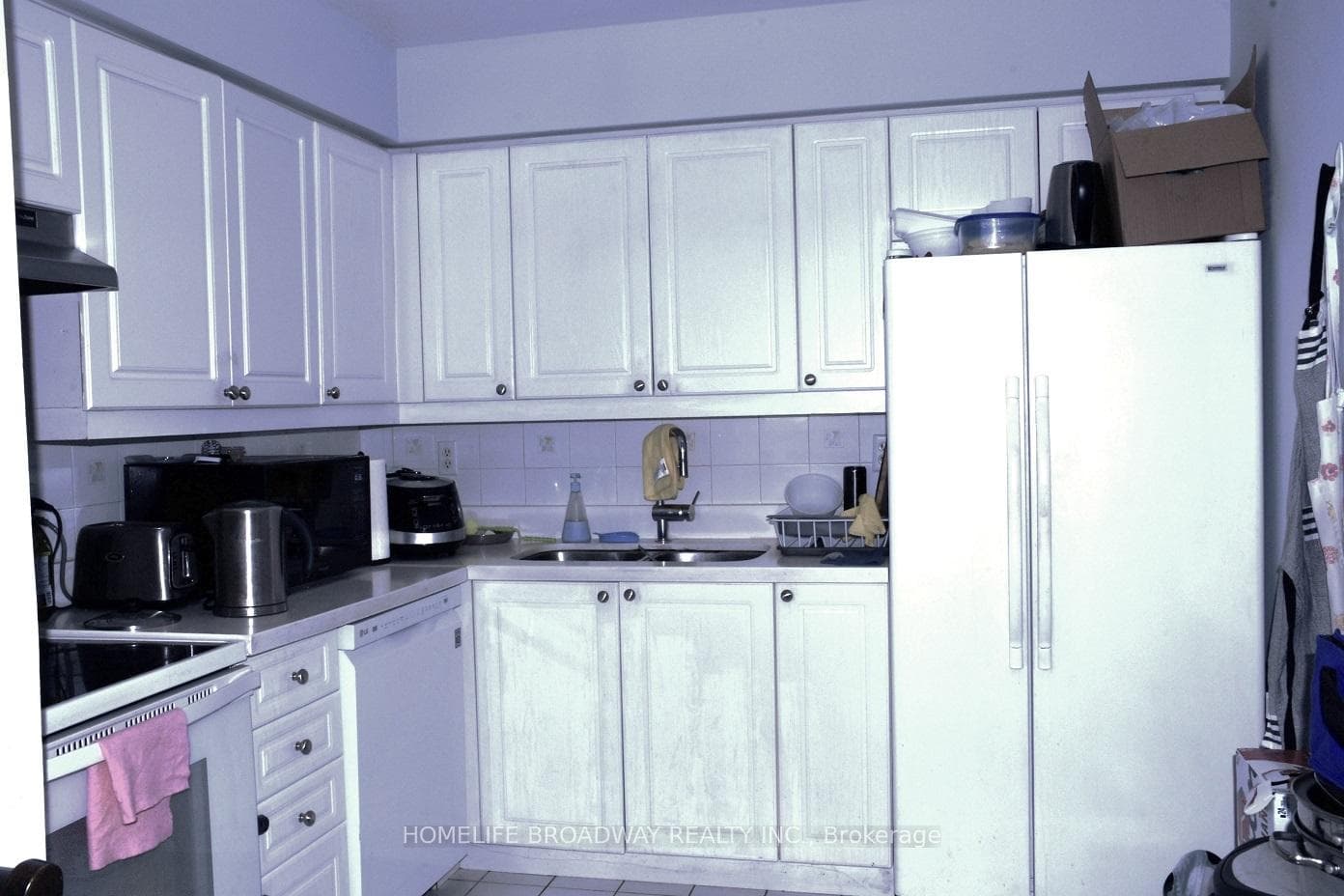 91 Townsgate Drive Unit 805 photo 12