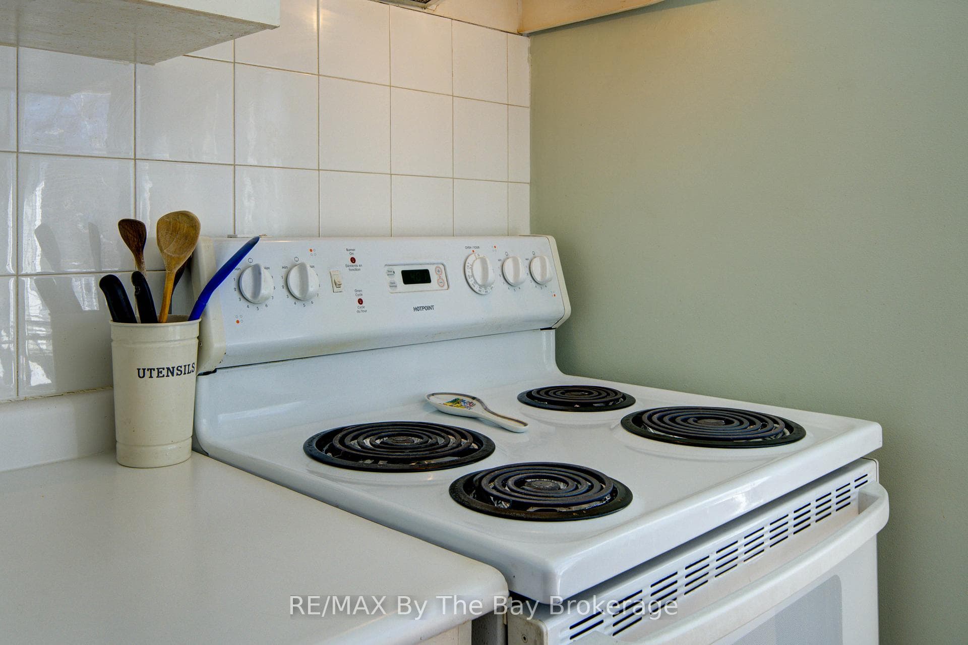 16 Glen Eton Road photo 15