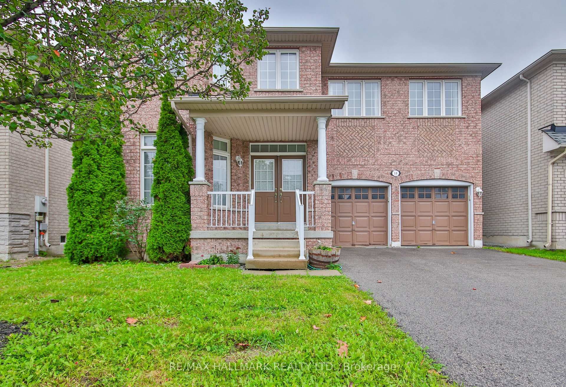 15 Briarglen Road photo 1