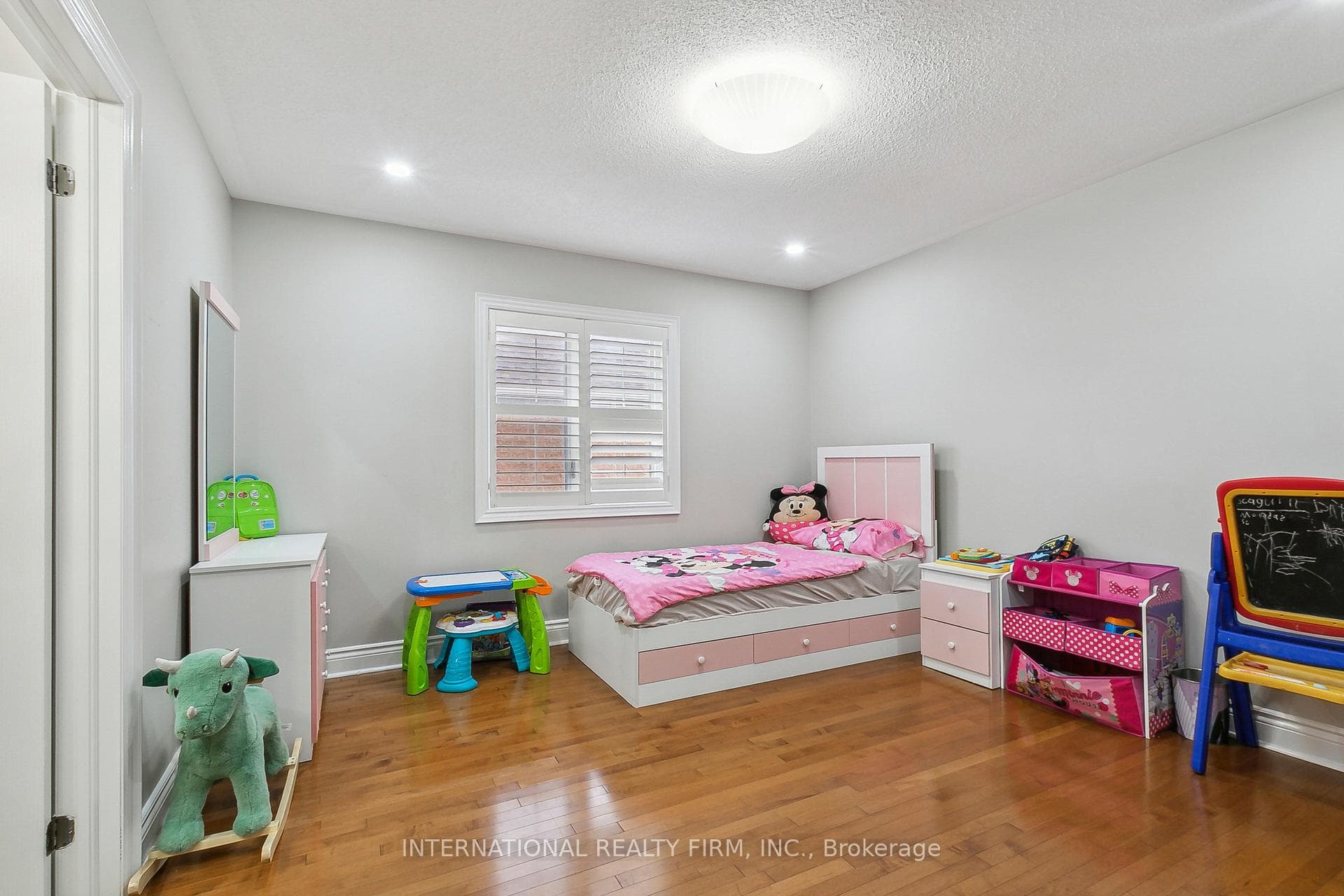 8 Redwillow Road photo 19