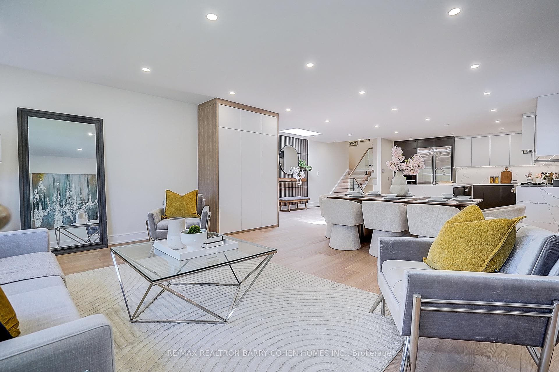 34 Elliotwood Court photo 6