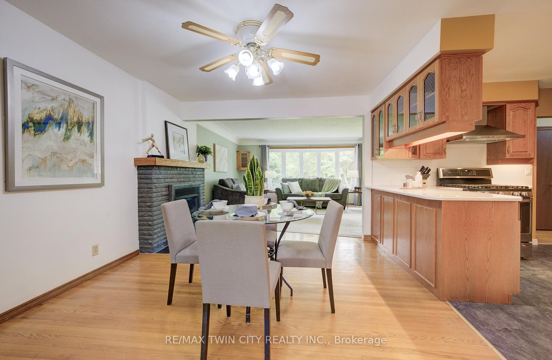 208 Montgomery Road photo 9