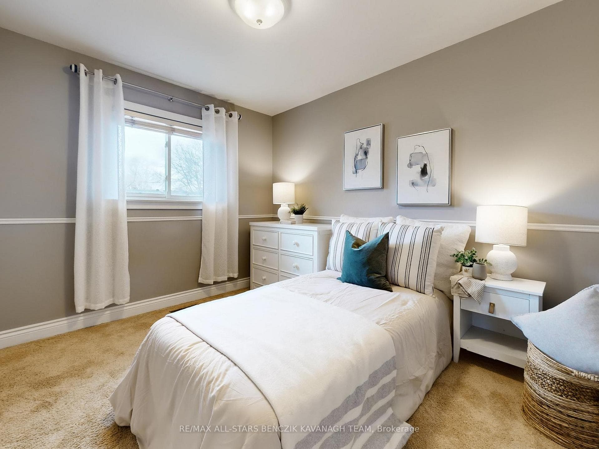 30 Sir Caradoc Place photo 11
