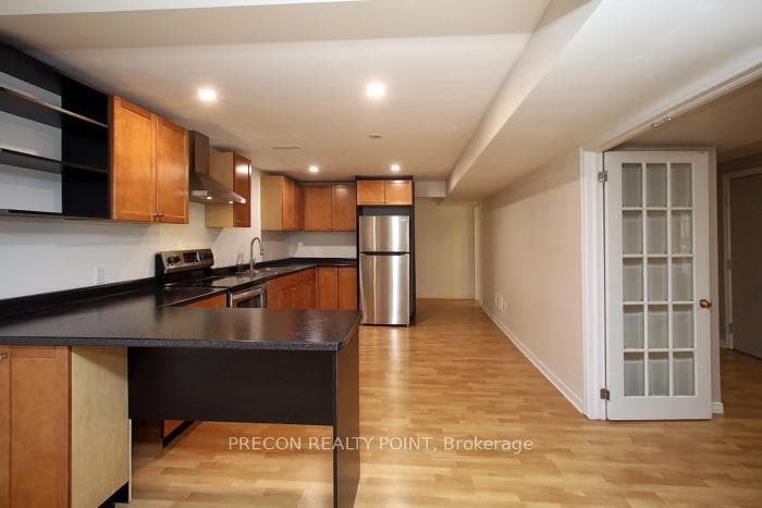 28 Carlinds Drive Unit Upper photo 23
