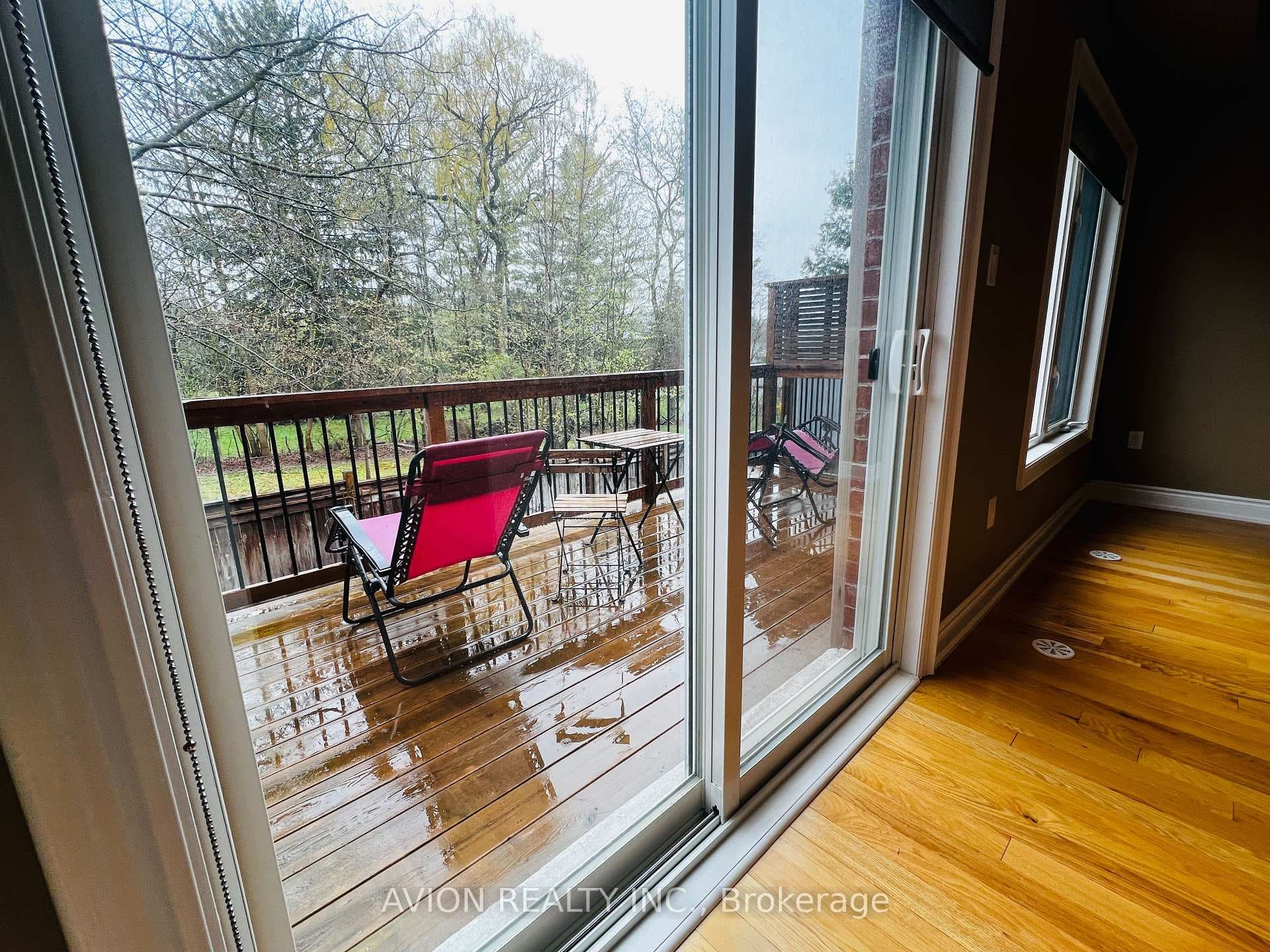 232 Appleton Court photo 6