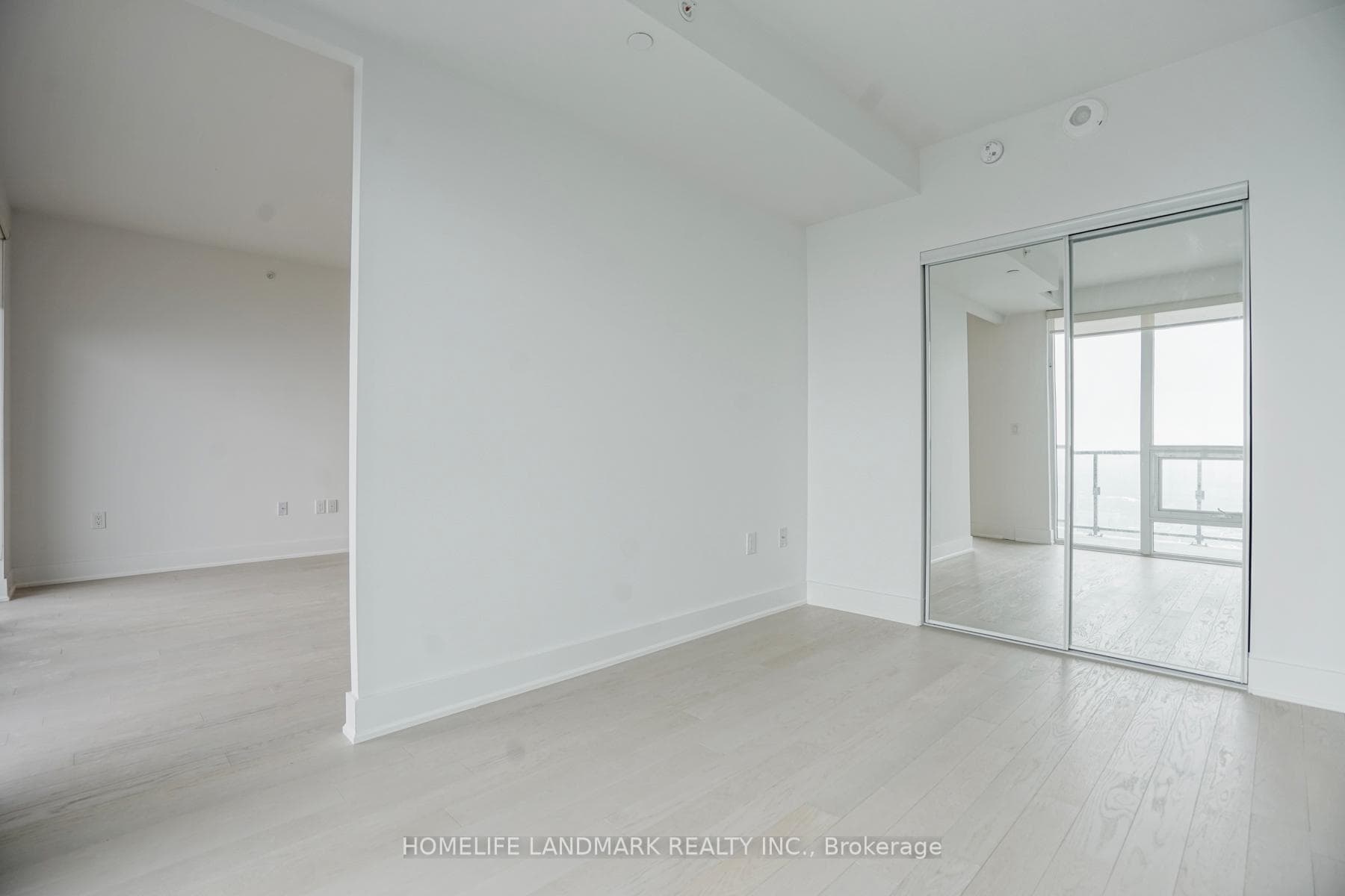 955 Bay Street Unit 3806 photo 9