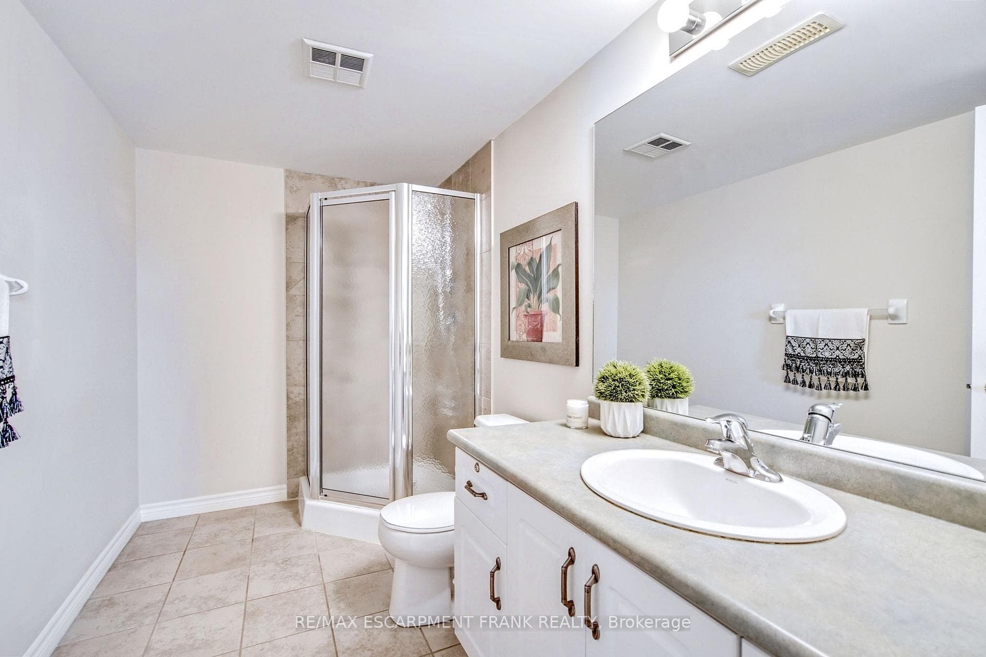 908 Mohawk Road Unit 309 photo 28