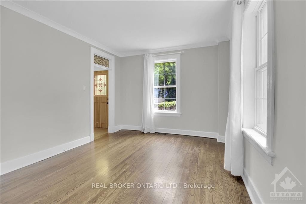 5555 DICKINSON Street photo 19