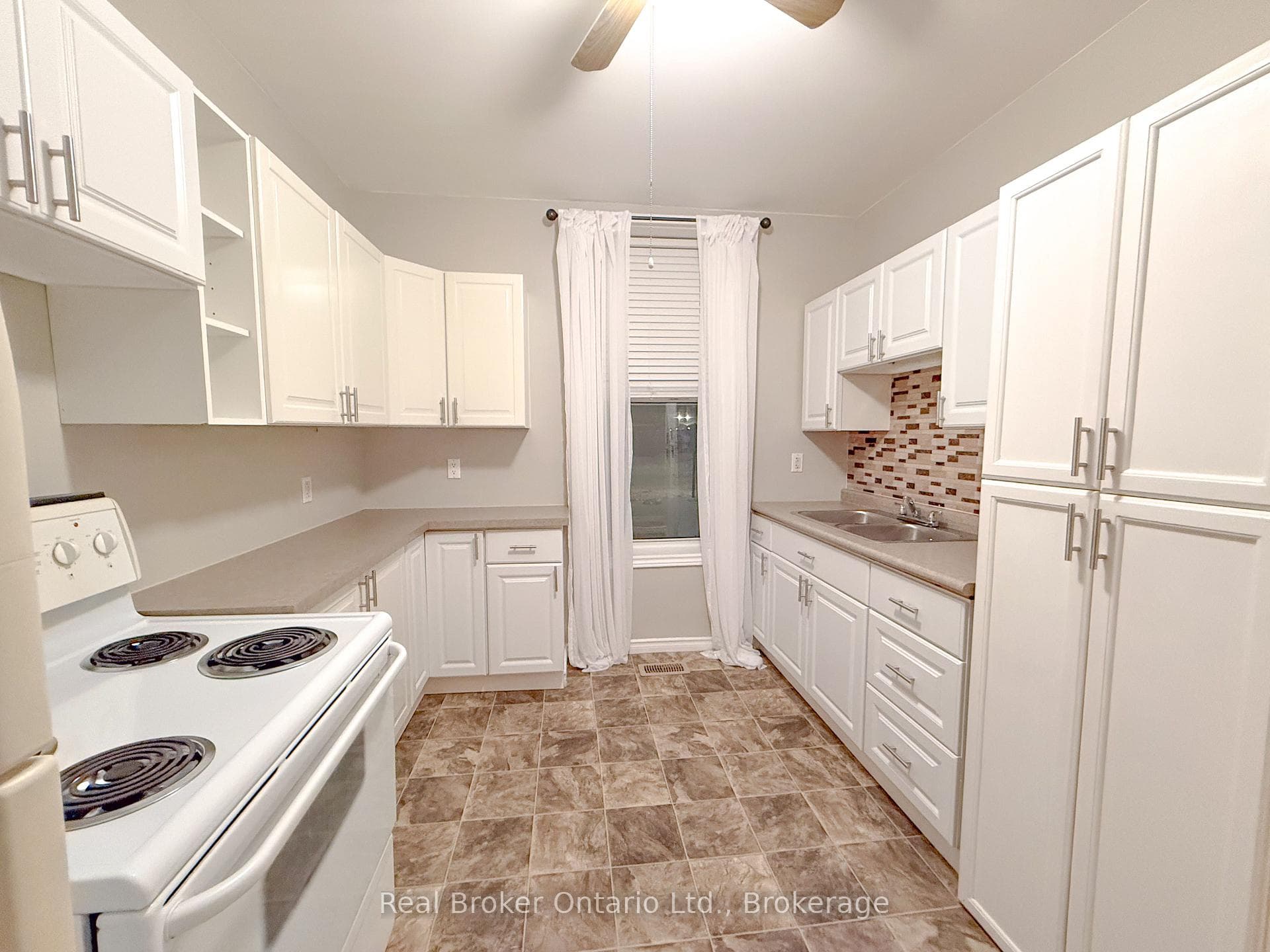 25 Drummond Street photo 10
