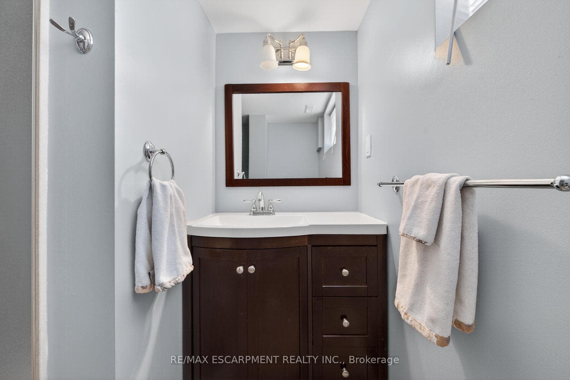 217 West 15th Street photo 34