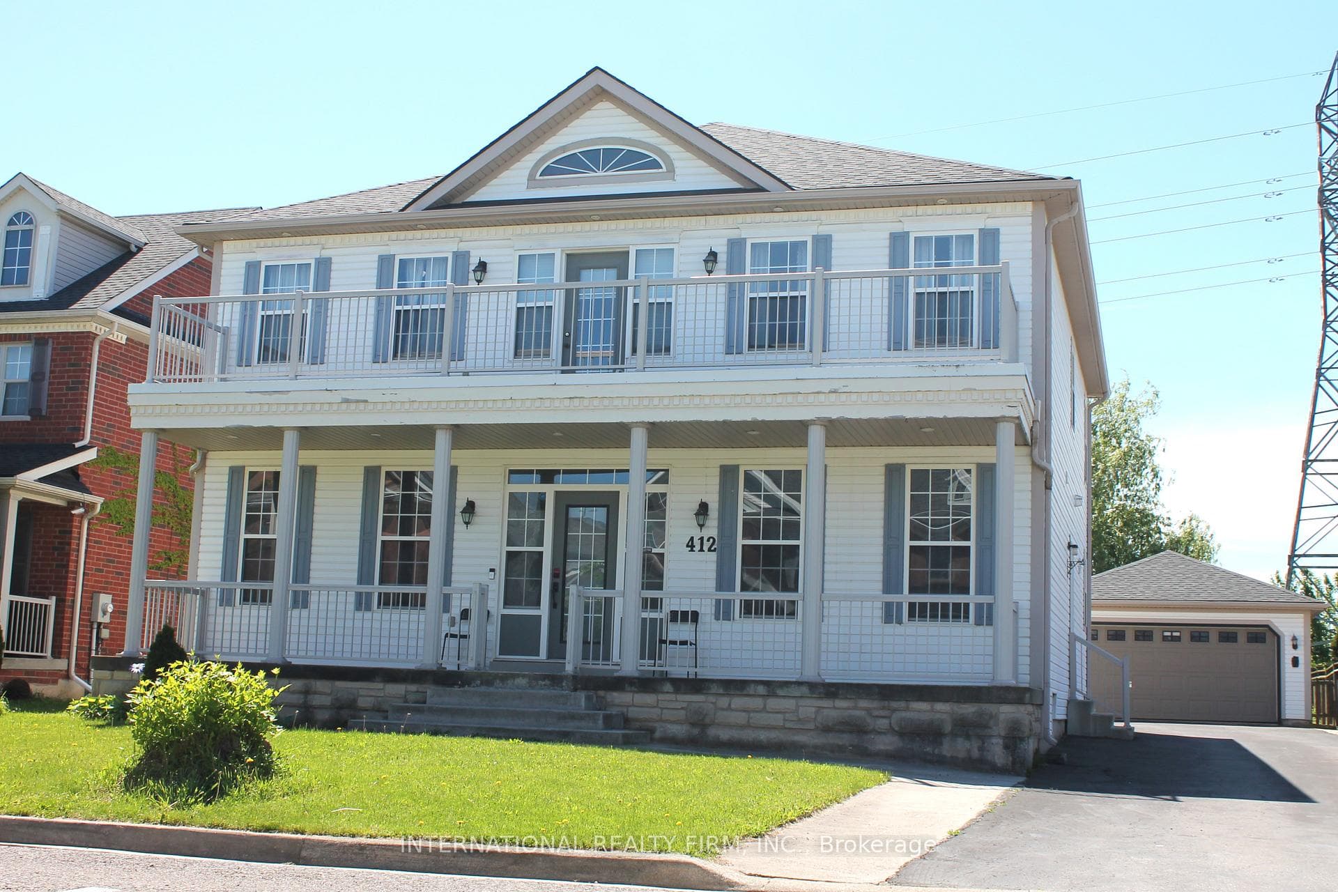 412 Wright Crescent photo 2
