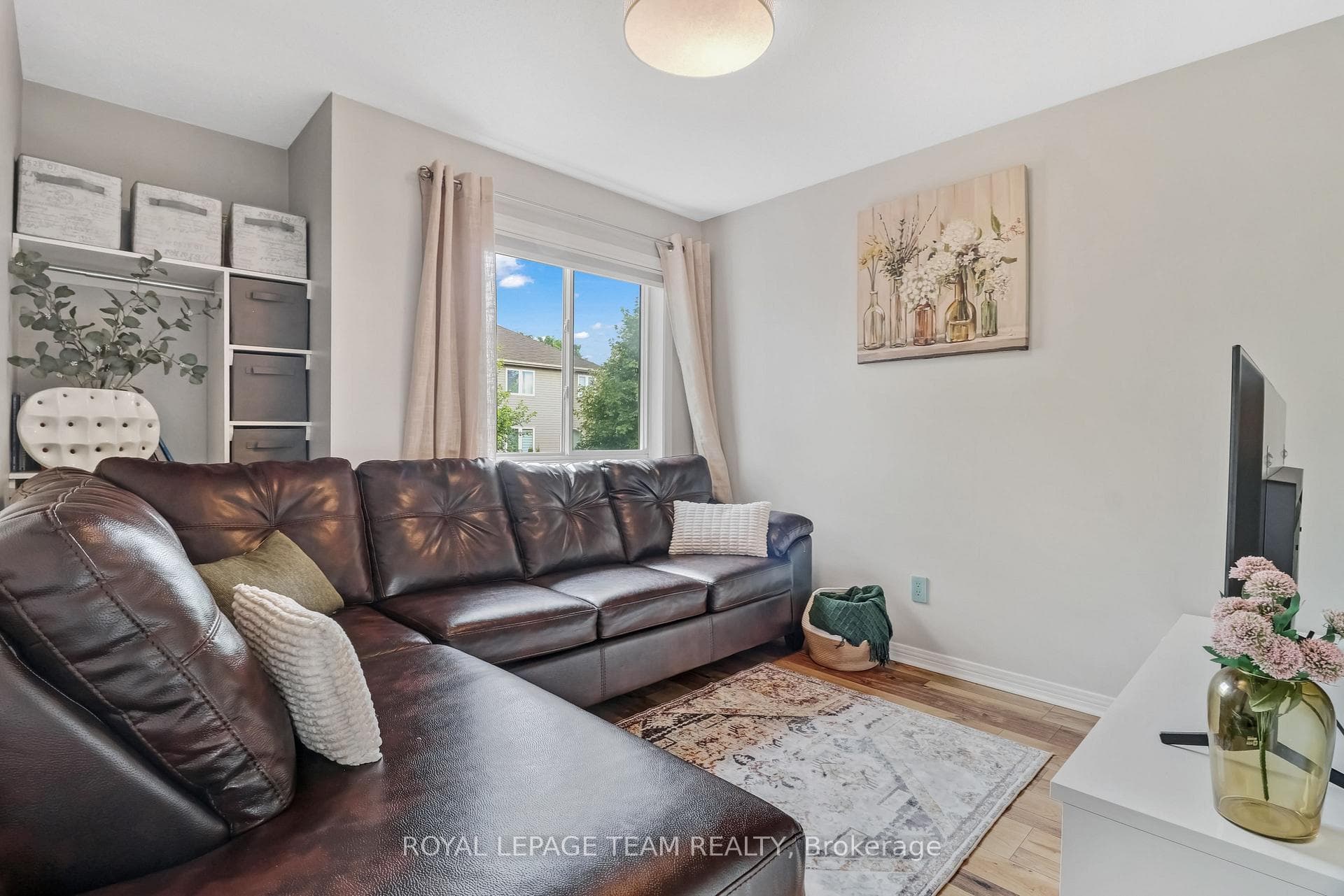 74 Milner Downs Crescent photo 17