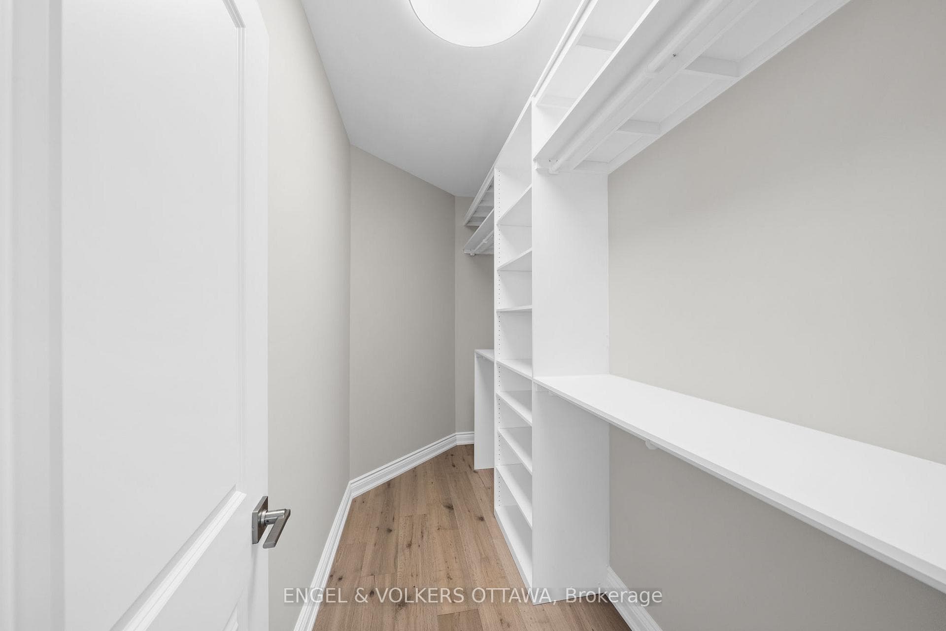 6373 Radisson Way photo 25