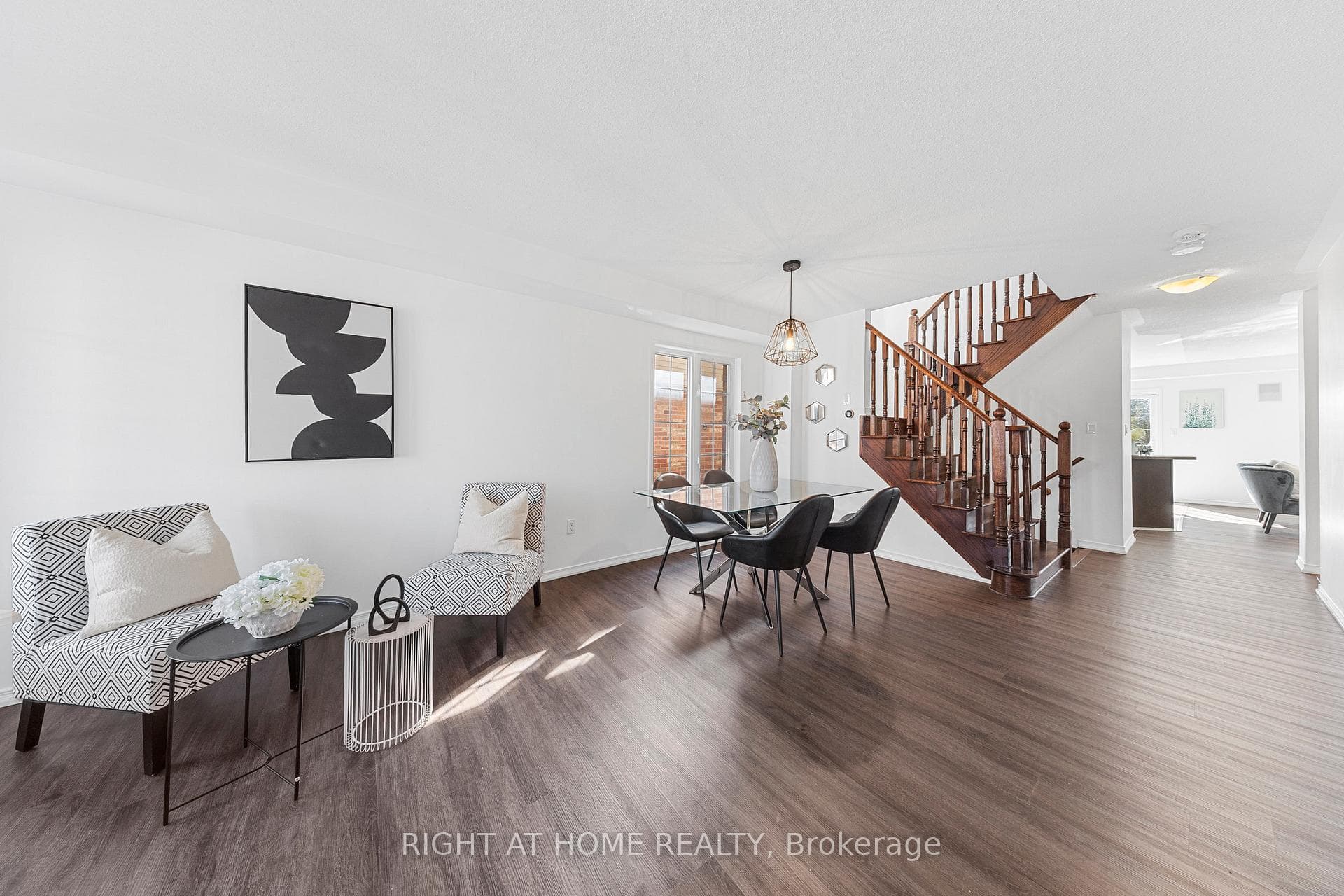 28 Booker Drive photo 6