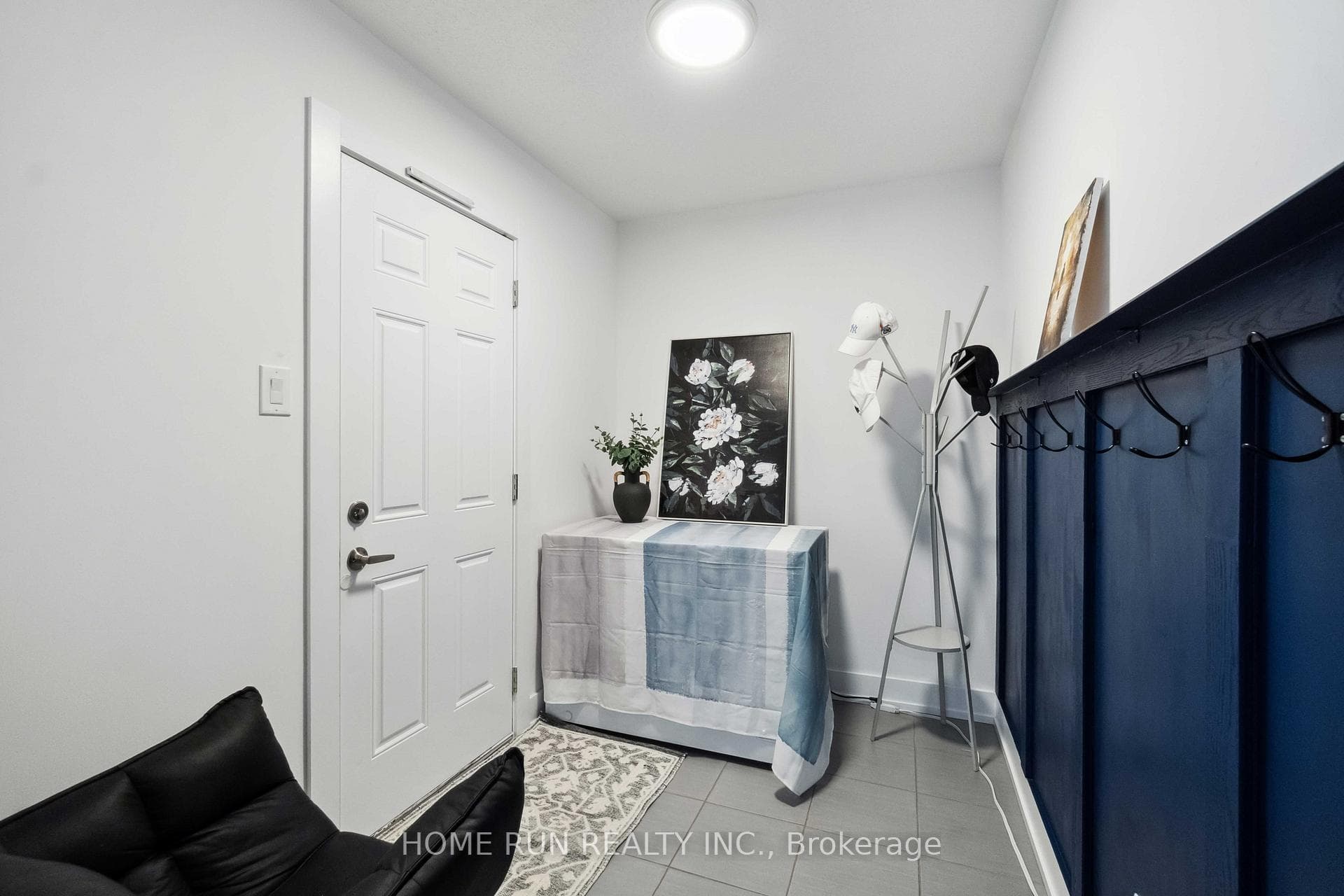 334 Haliburton Heights photo 12