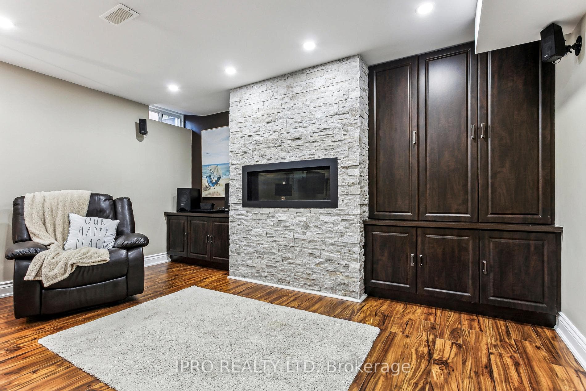 1032 Ferguson Drive photo 33
