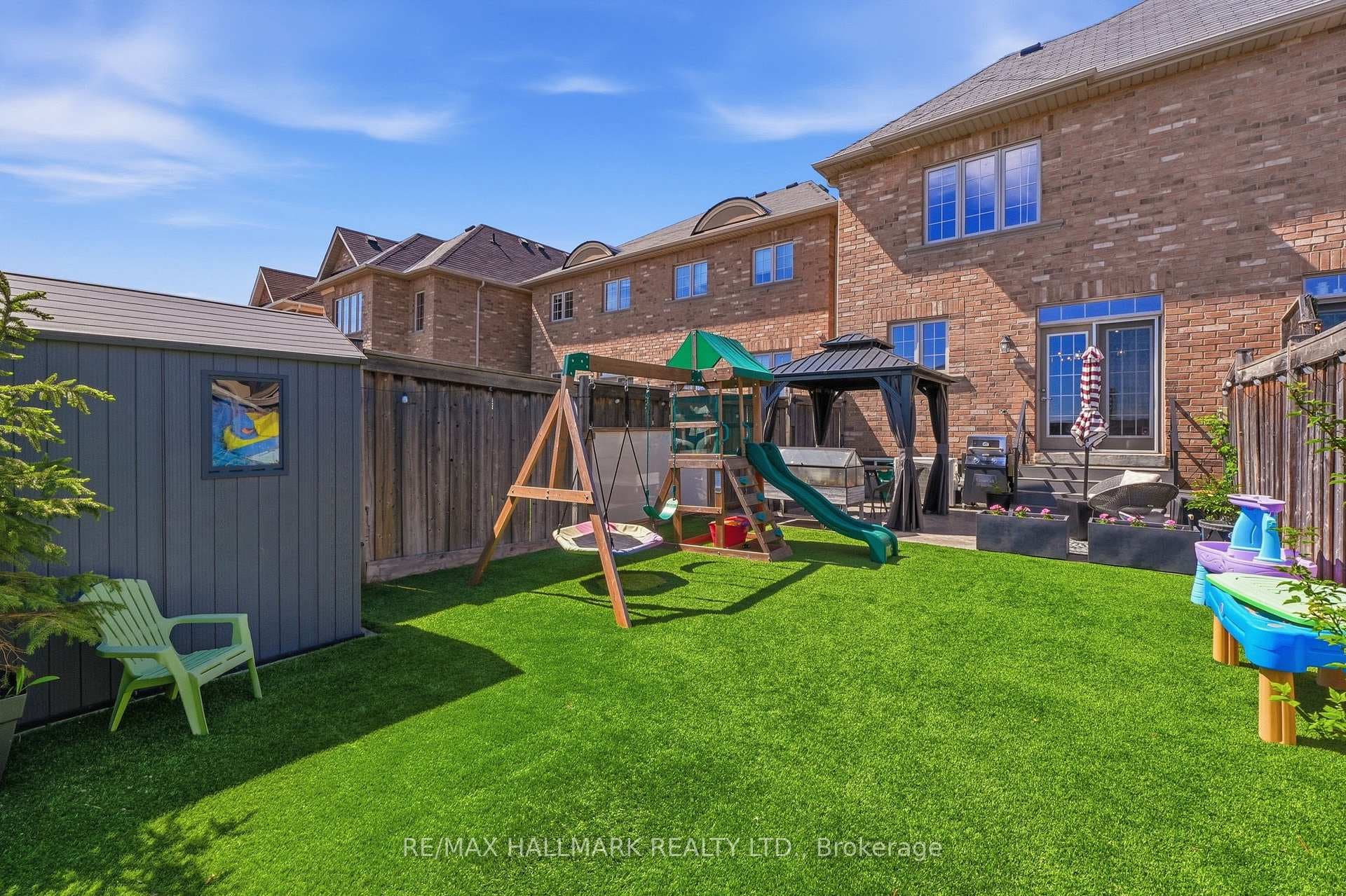 246 Wardlaw Place photo 30