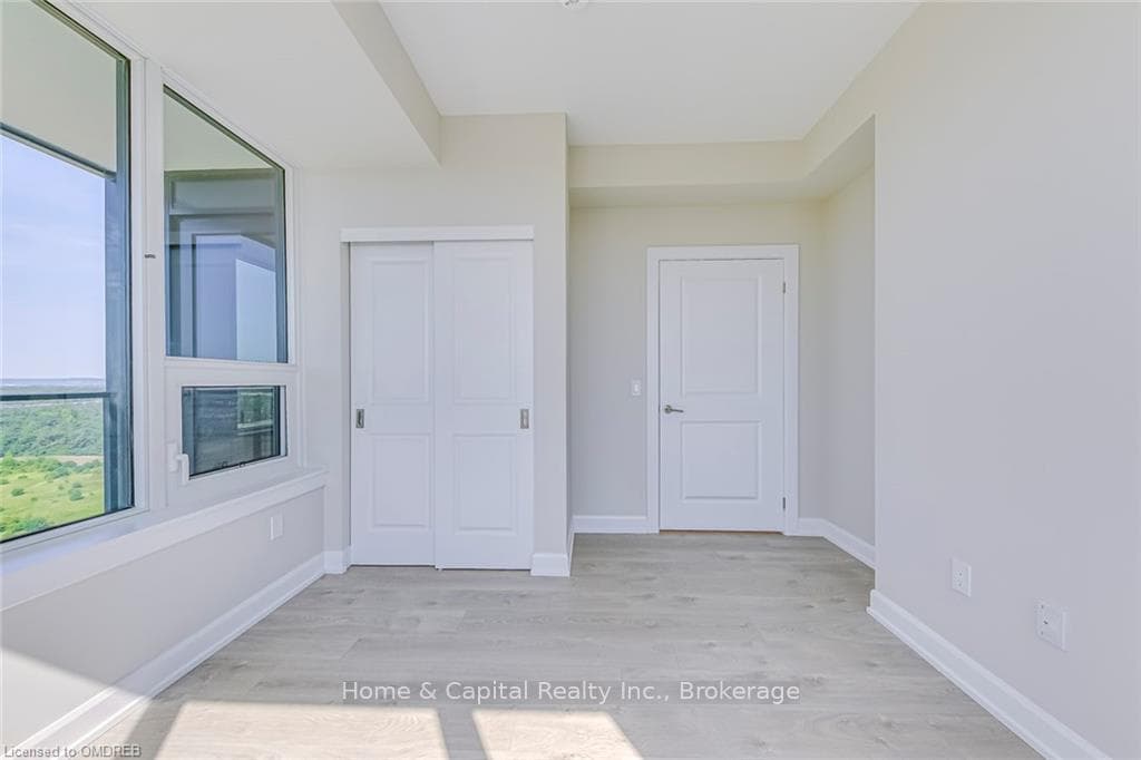 3220 WILLIAM COLTSON Avenue Unit 1902 photo 16
