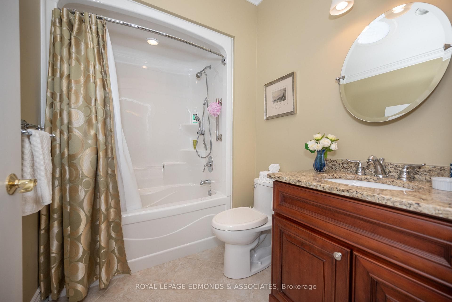 441 D'Youville Drive photo 31