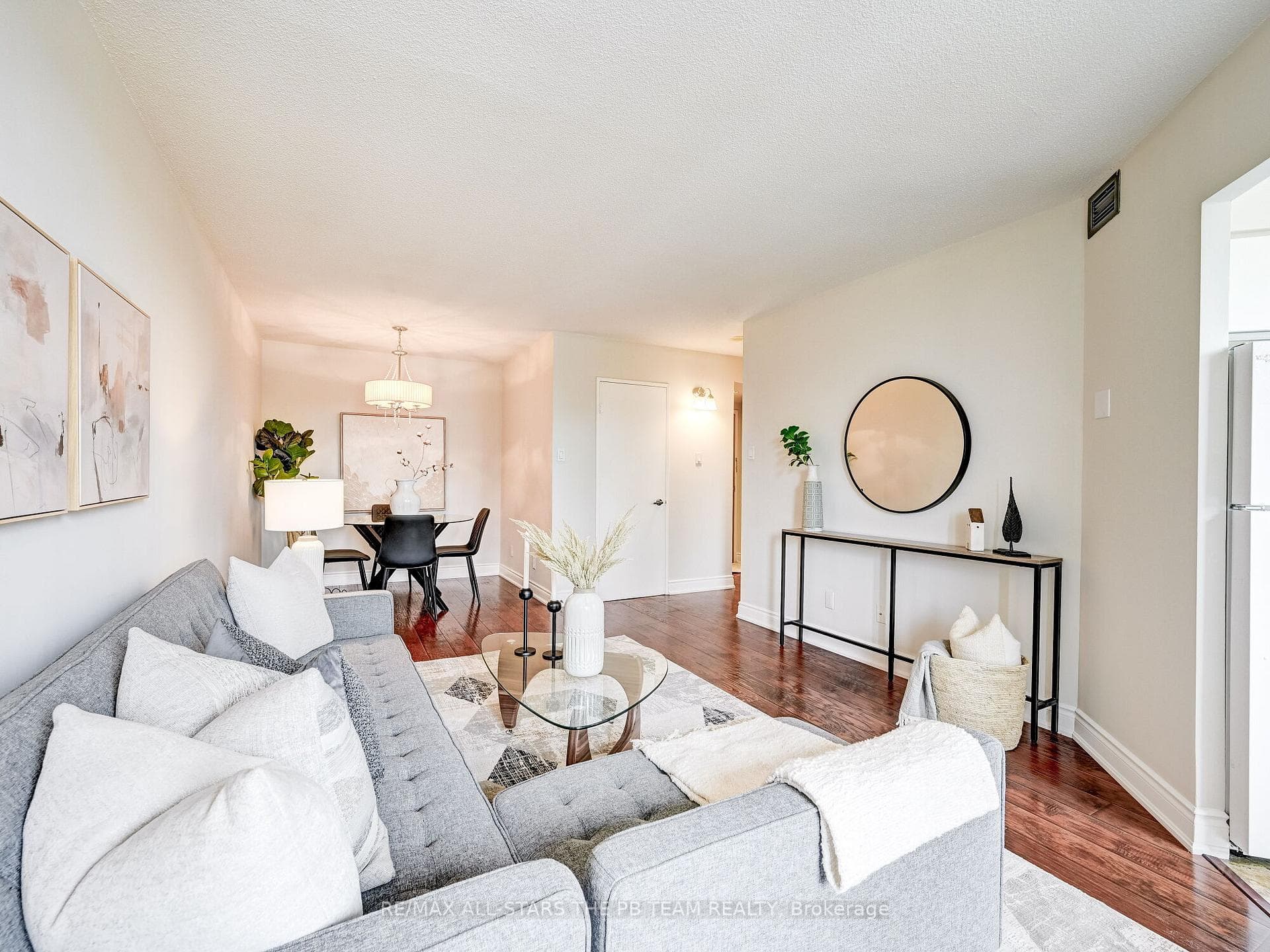 2 Westney Road Unit 206 photo 15