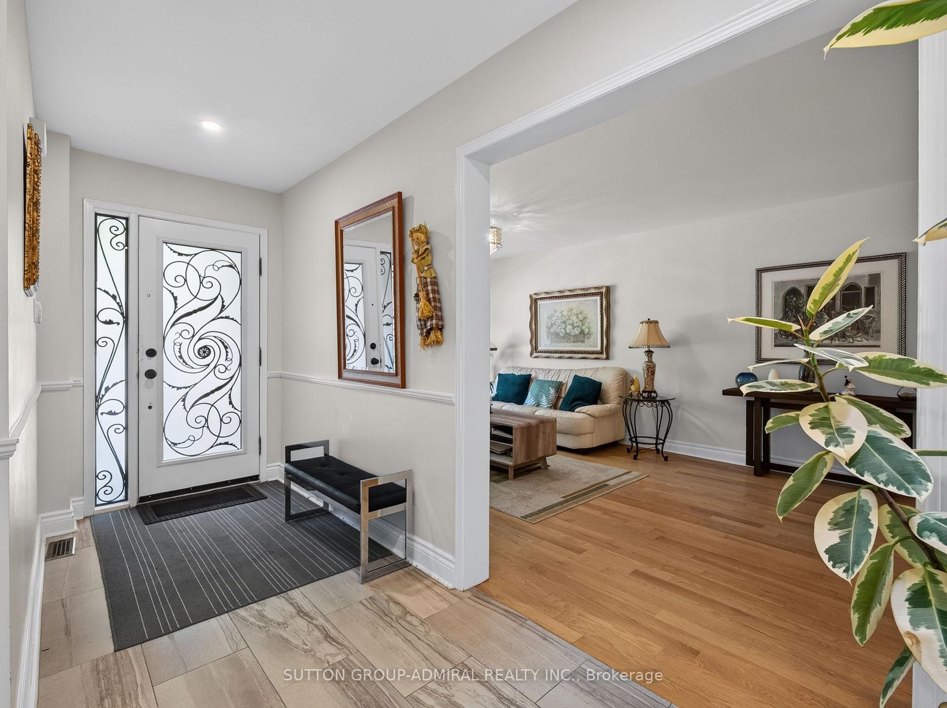 99 Dundurn Crescent photo 5