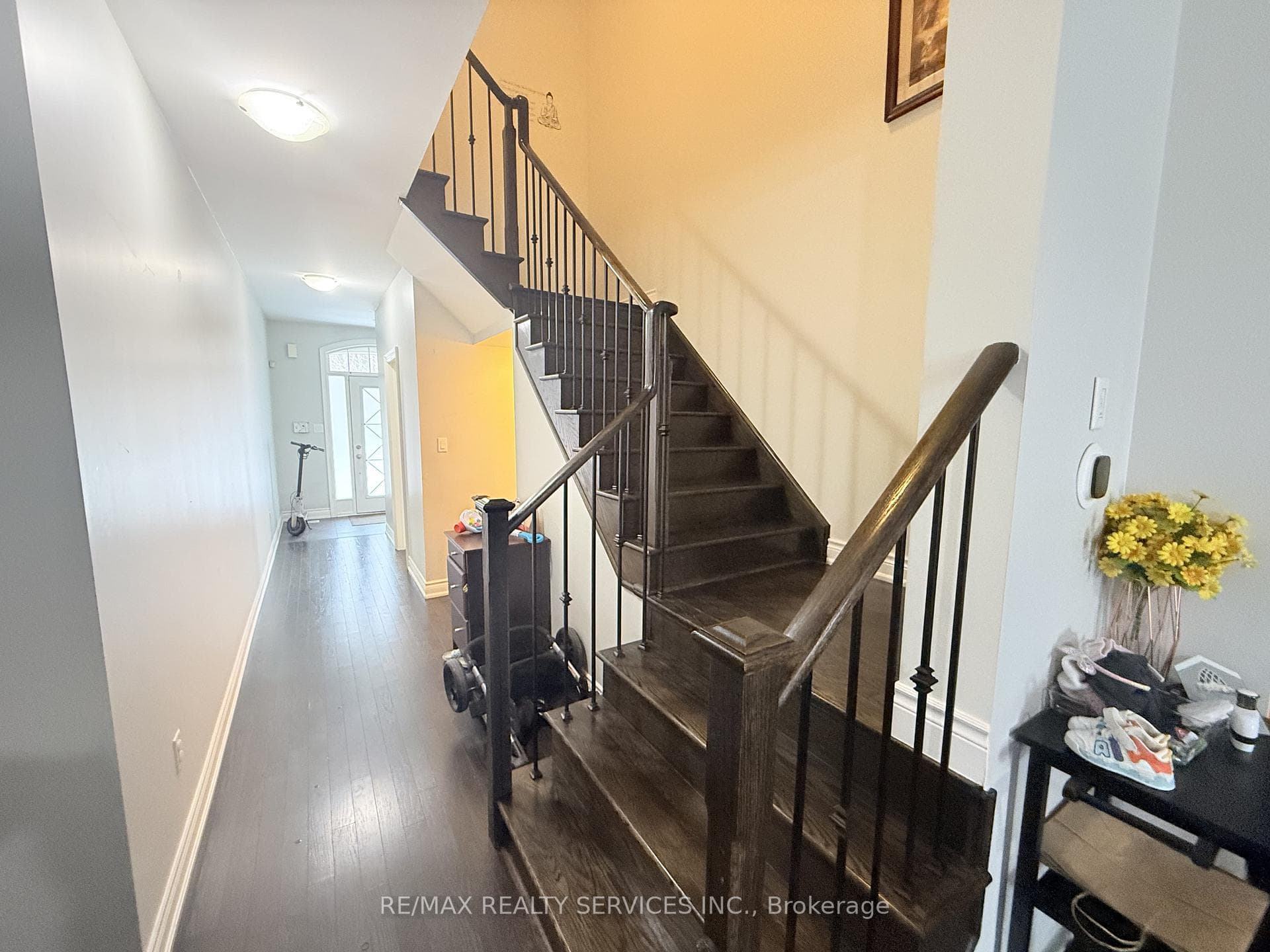 29 Lady Evelyn Crescent photo 5