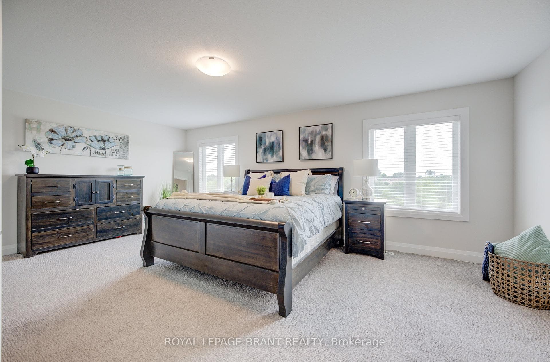 76 Pace Avenue photo 25