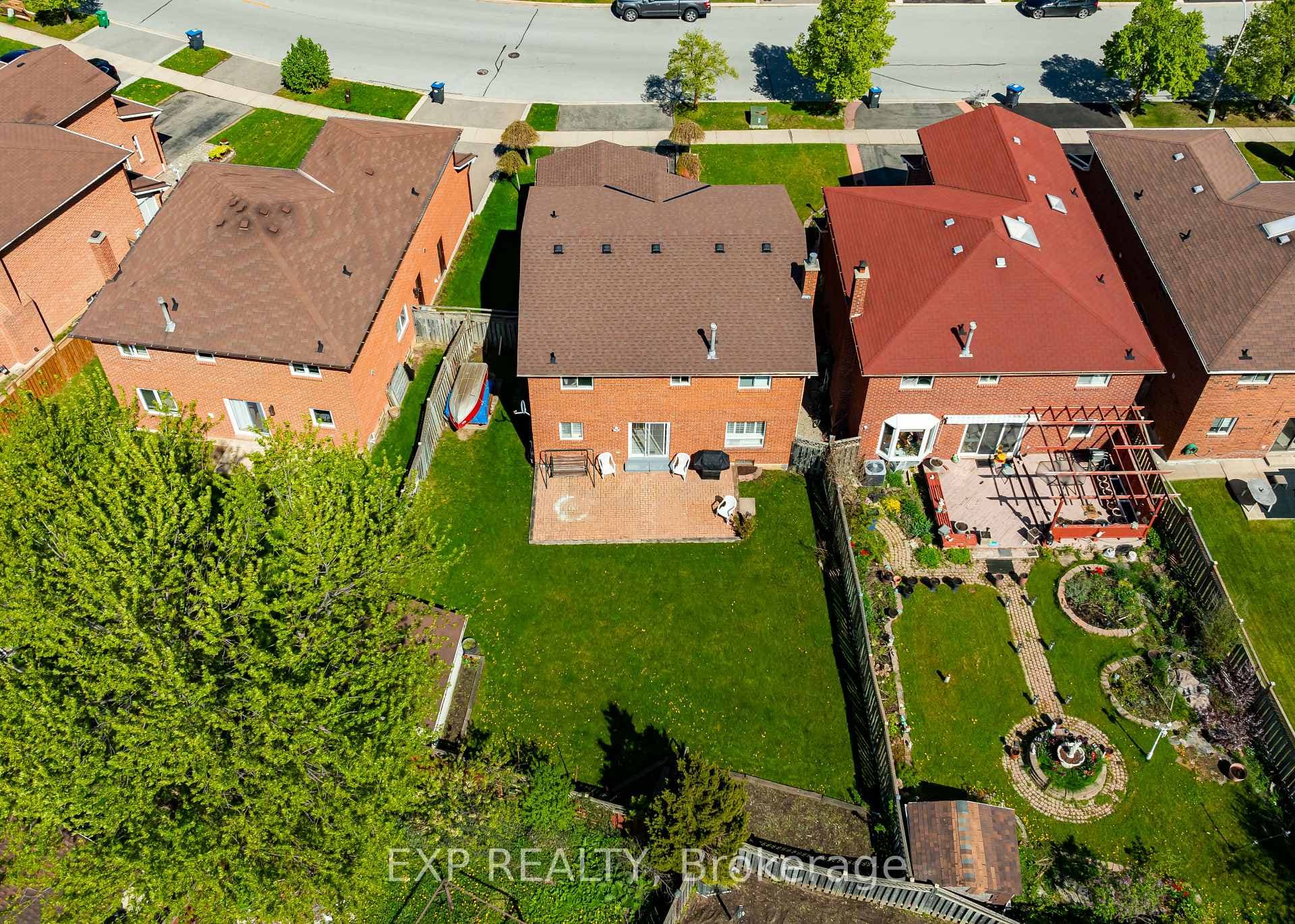 10 Ruth Avenue photo 39