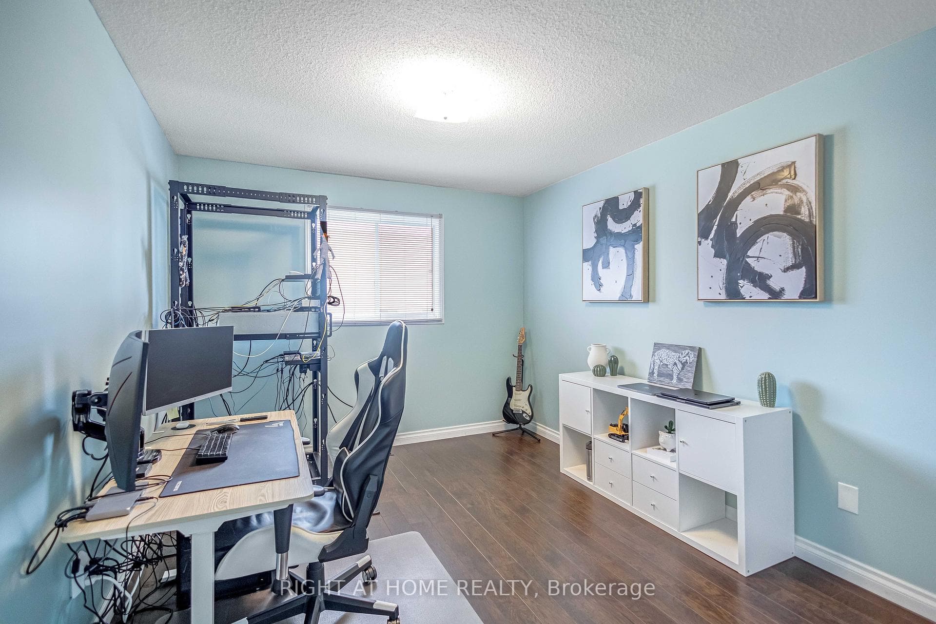 8 Brantdale Avenue photo 17