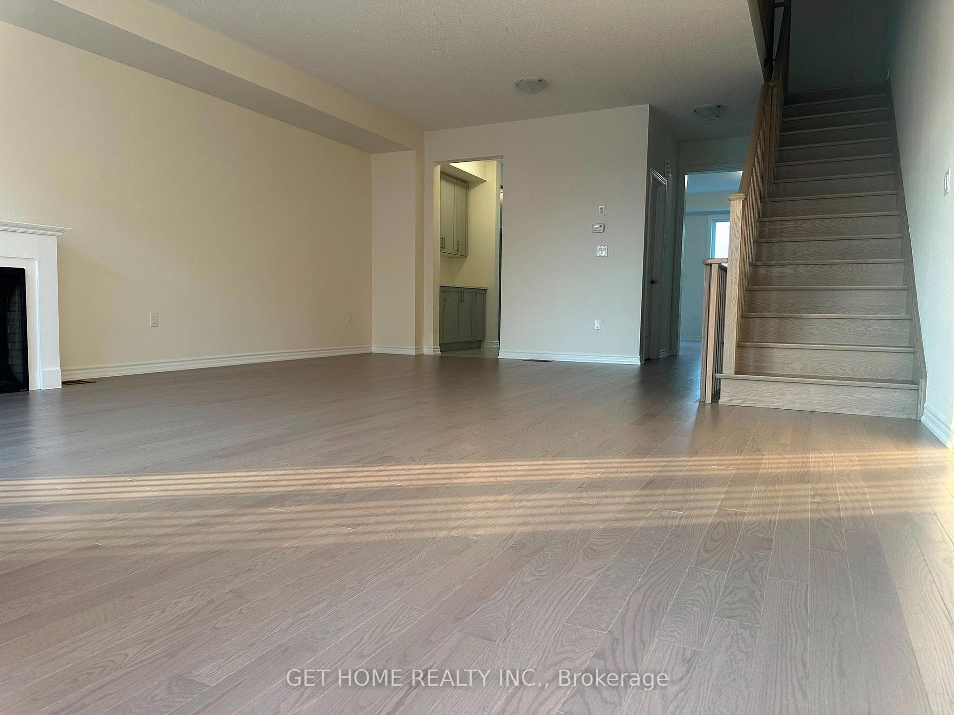 73 Upper Paradise Way photo 1