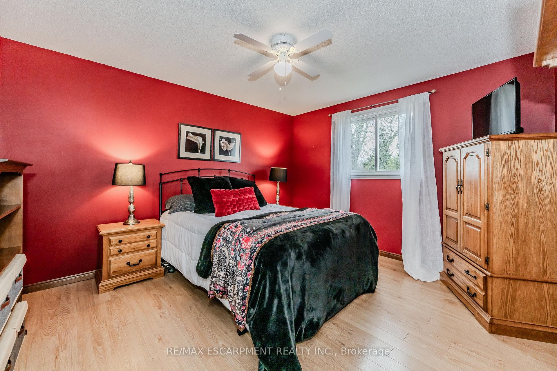 294 Morrison Drive photo 13