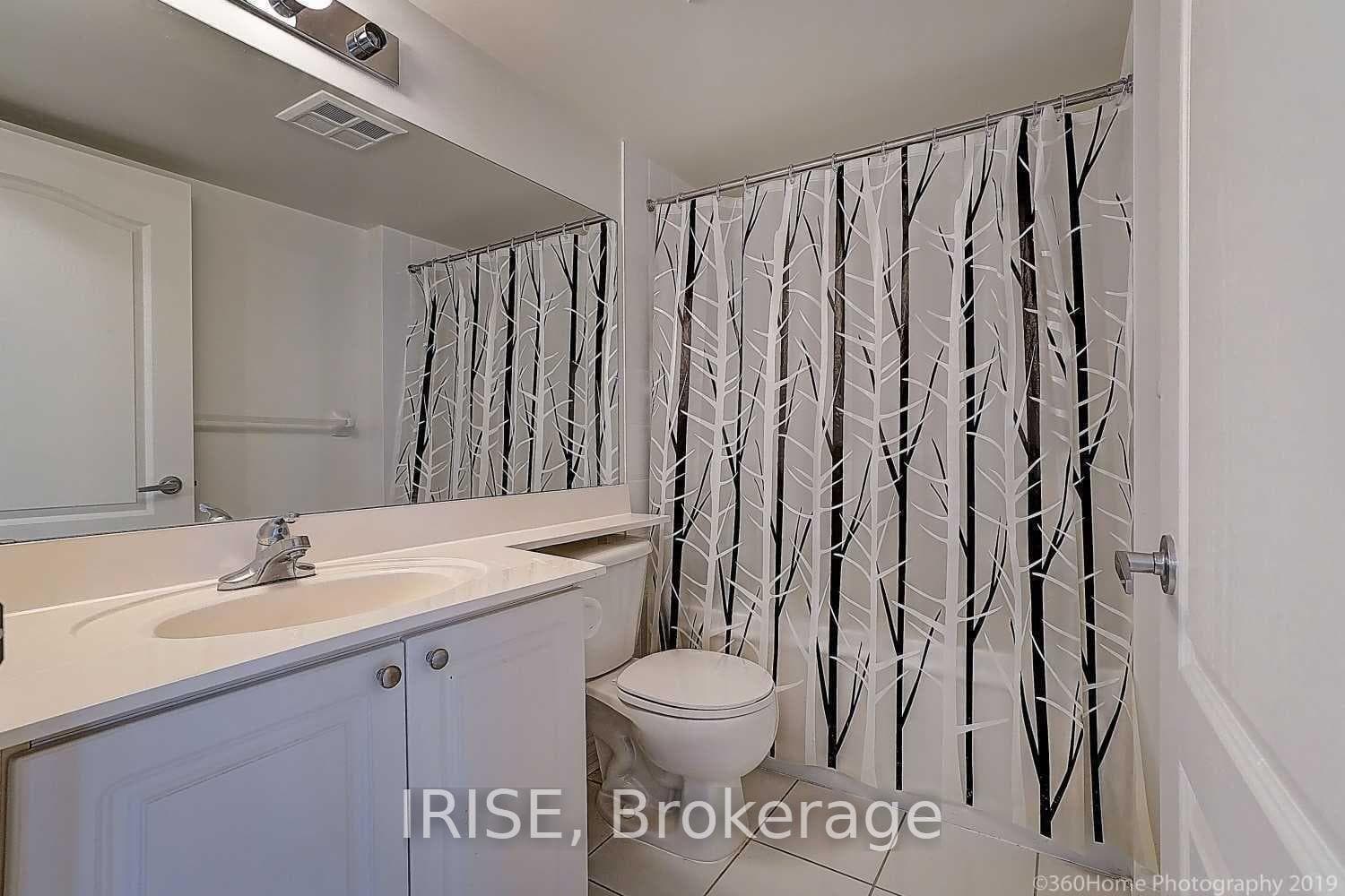 33 Elm Drive Unit 411 photo 7