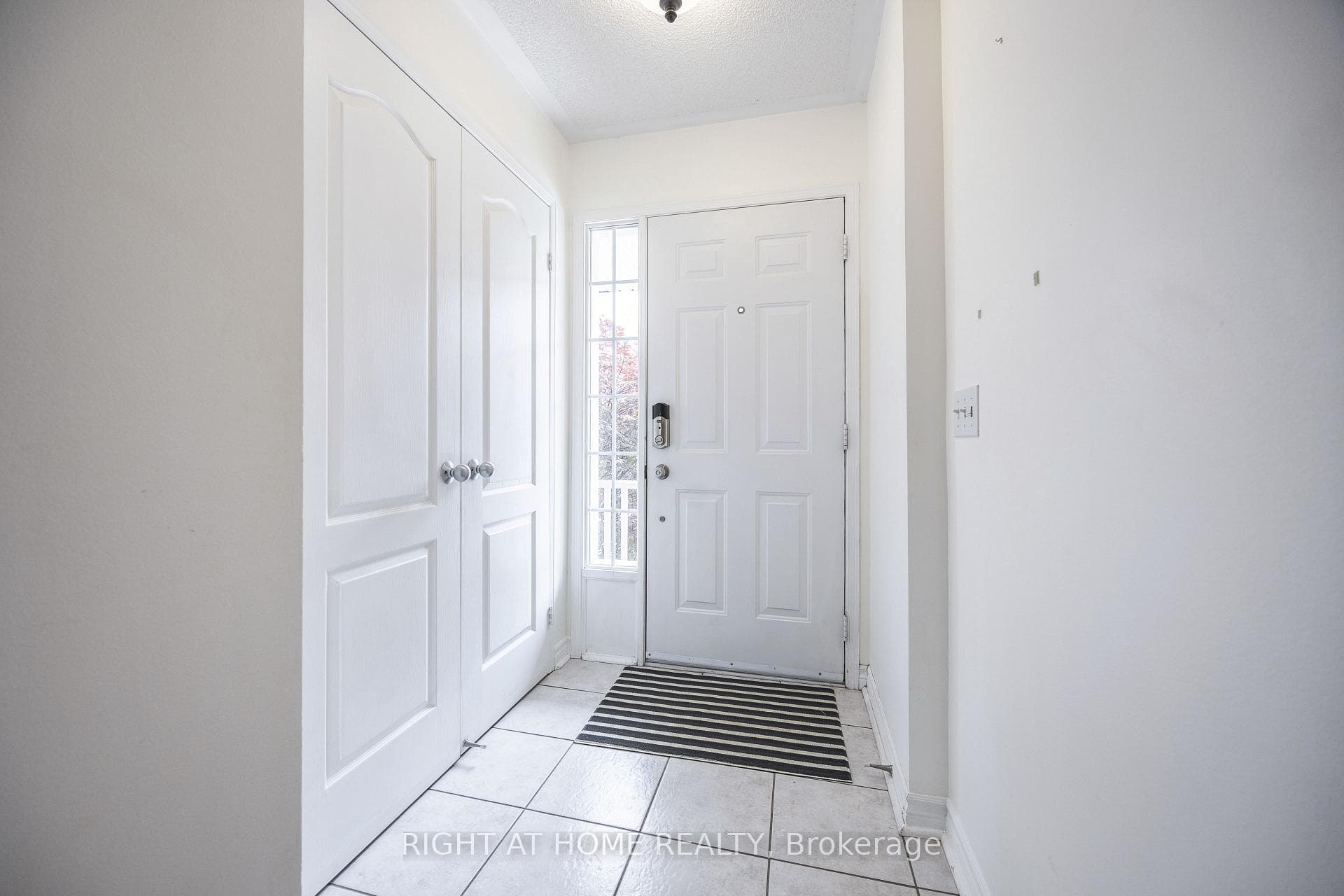 710 Spring Gardens Road Unit 92 photo 4