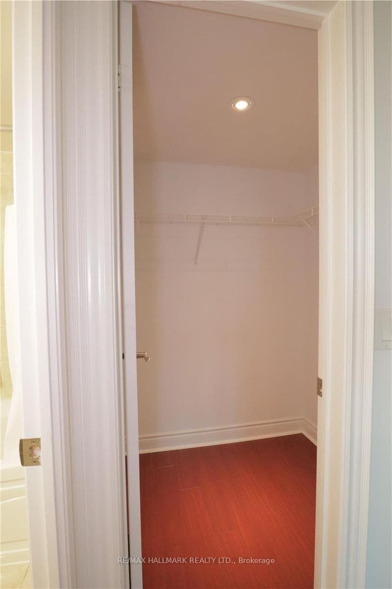 15 Greenview Avenue Unit 2814 photo 11