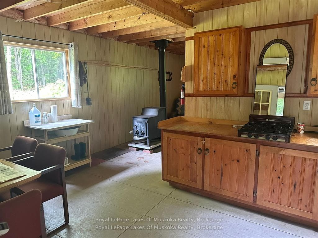 280 Proudfoot Road photo 4