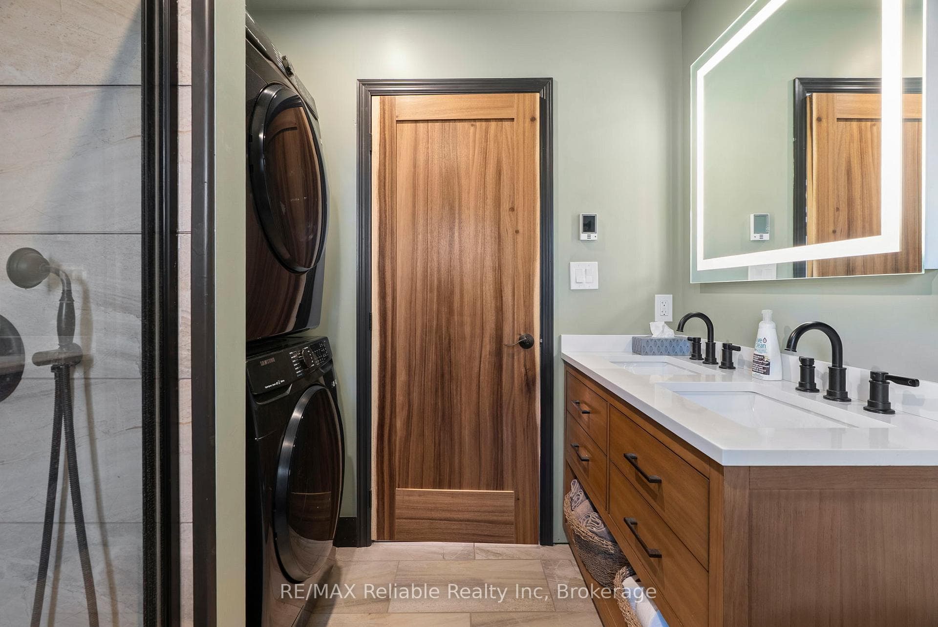 43841 Cranbrook Road photo 19