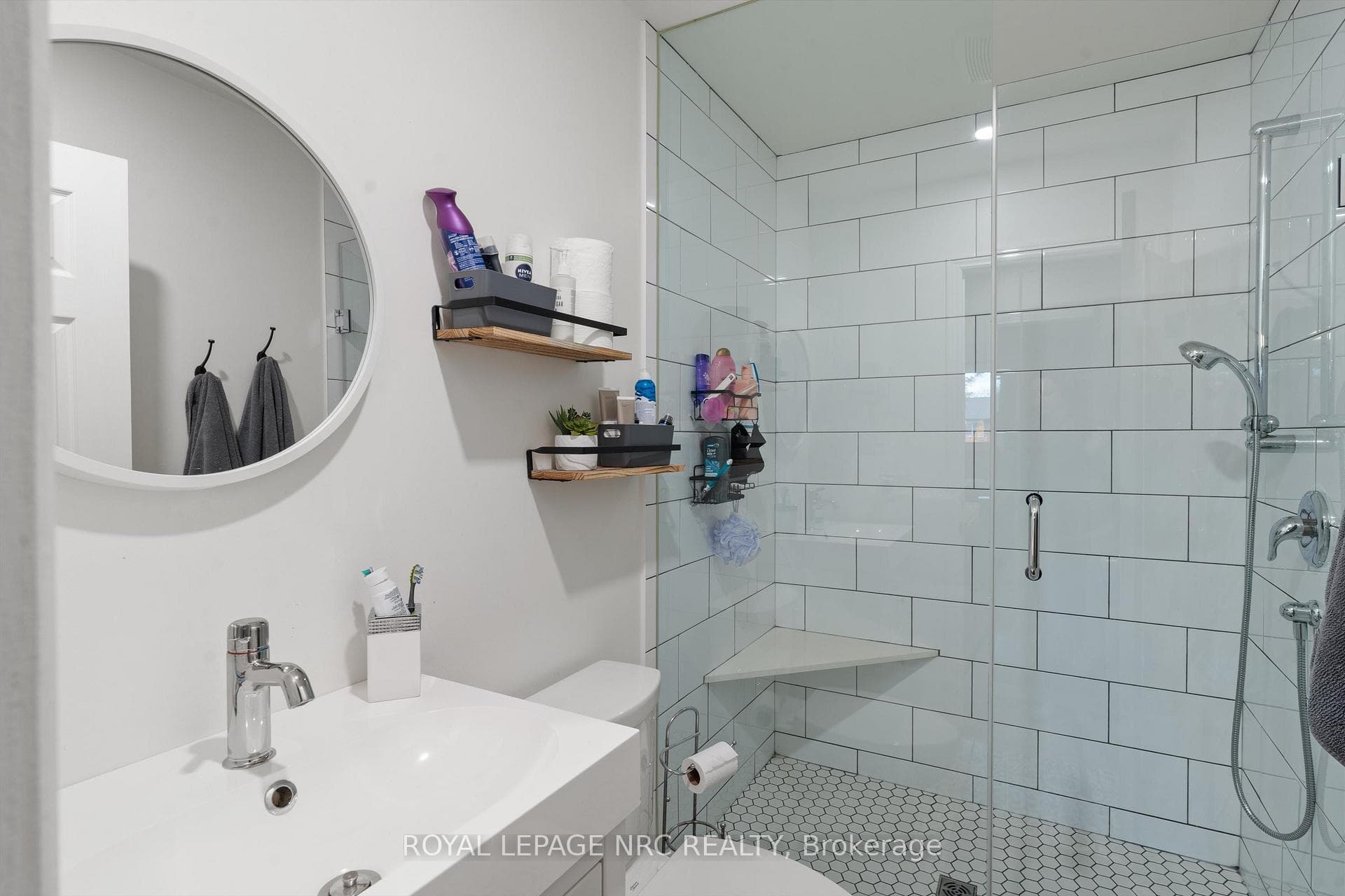 26 Elderwood Drive photo 33