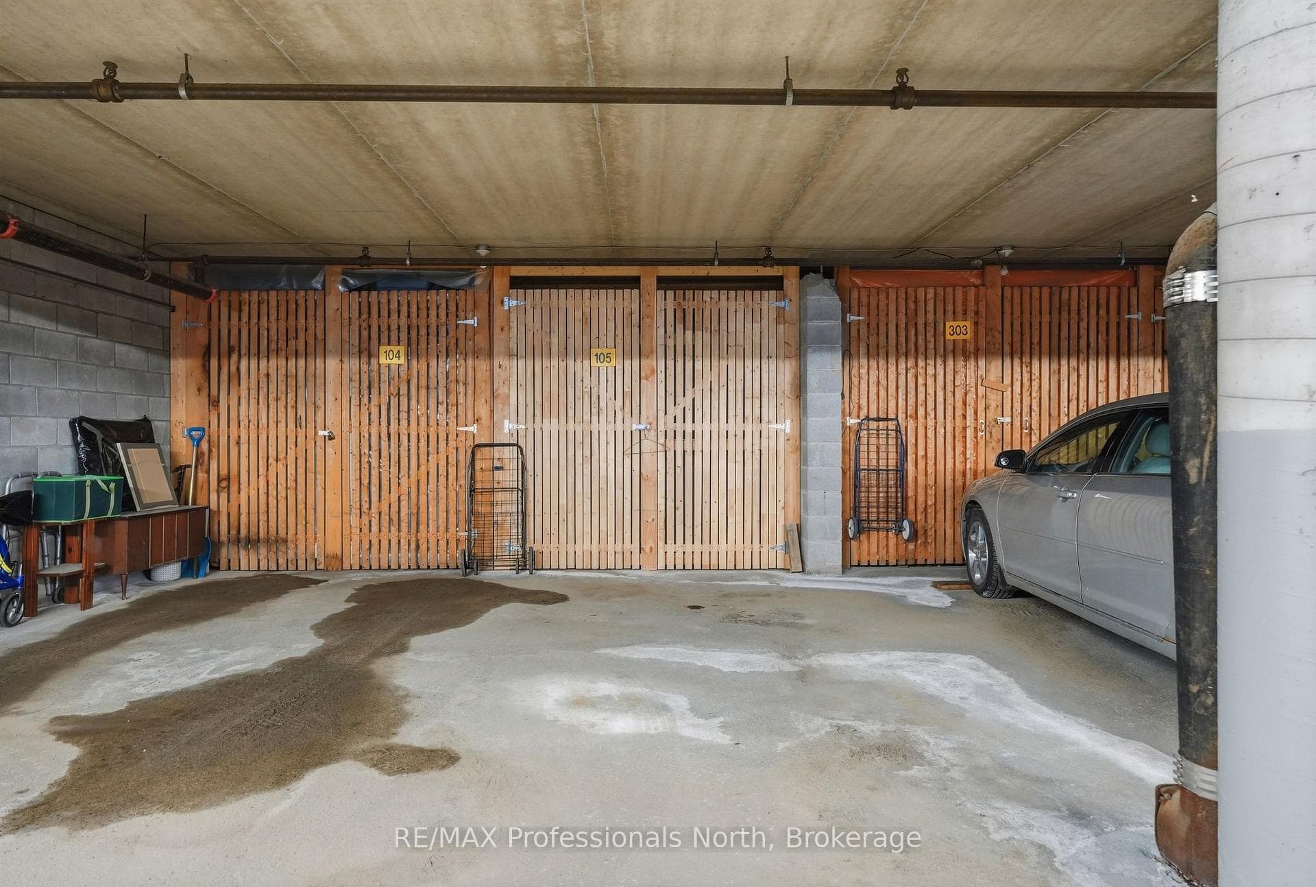 Underground Parking & Locker