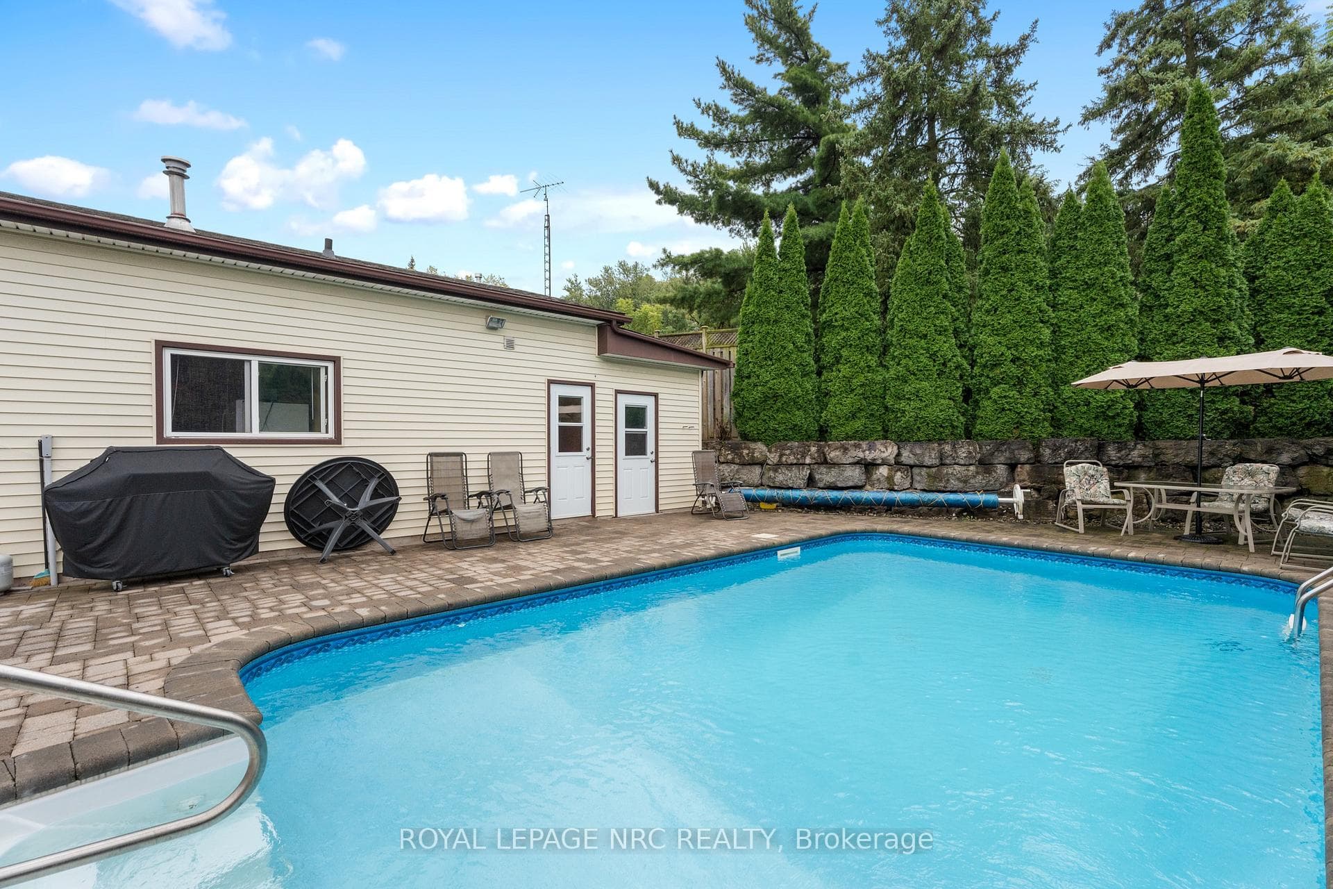 Inground pool with lots of privacy