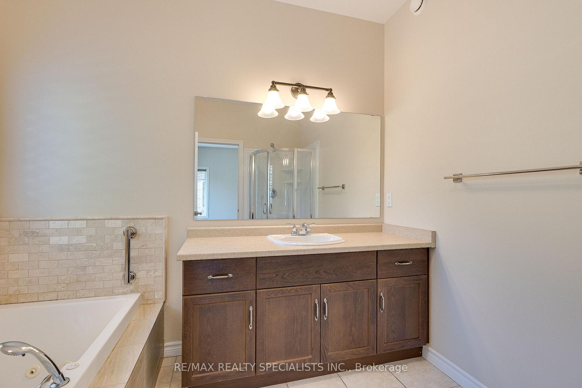 3 Reddington Drive Unit 2 photo 25