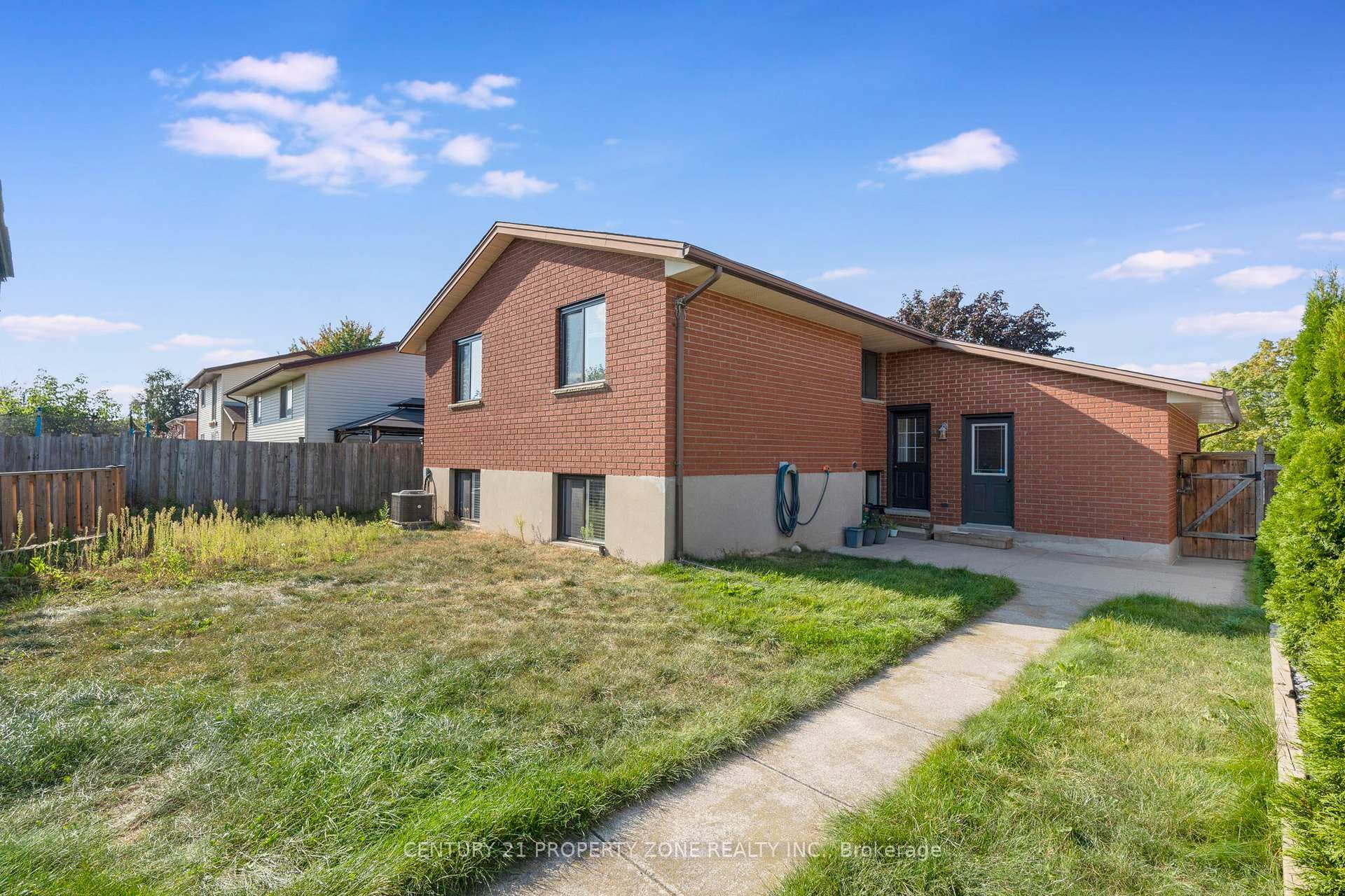 39 Southview Crescent photo 24