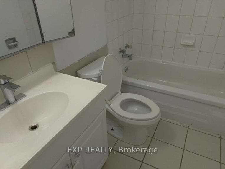 320 Dixon Road Unit 816 photo 16