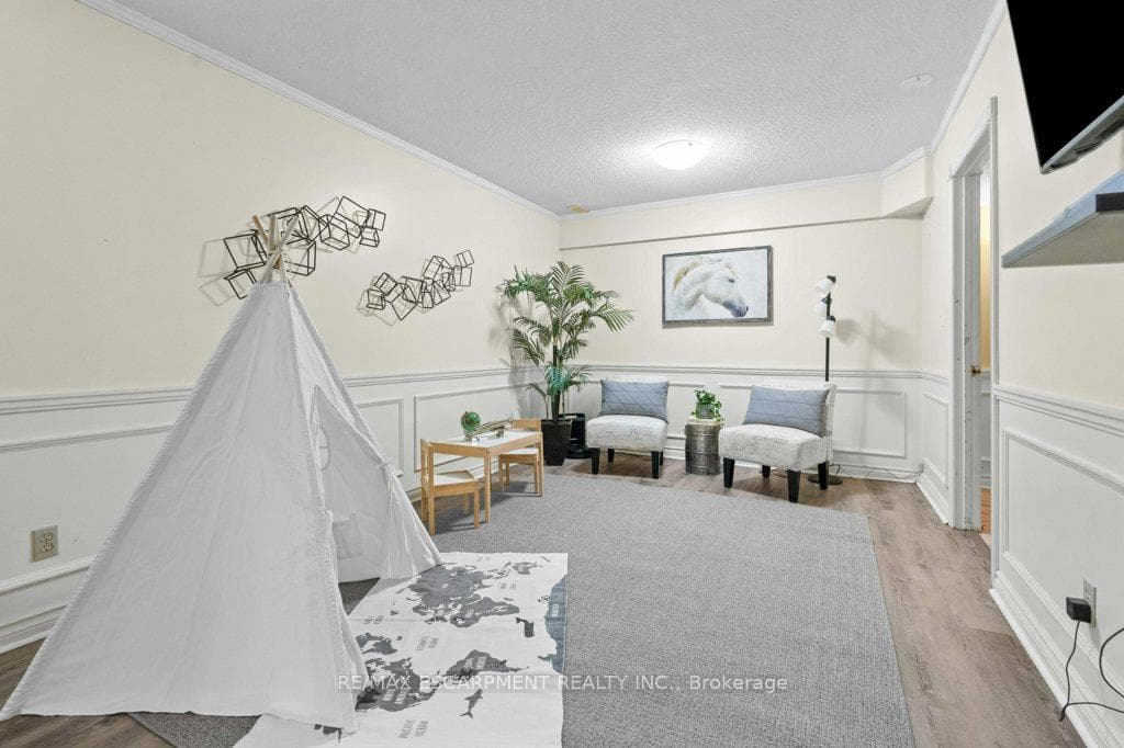 44 CEDARLAND Drive photo 35