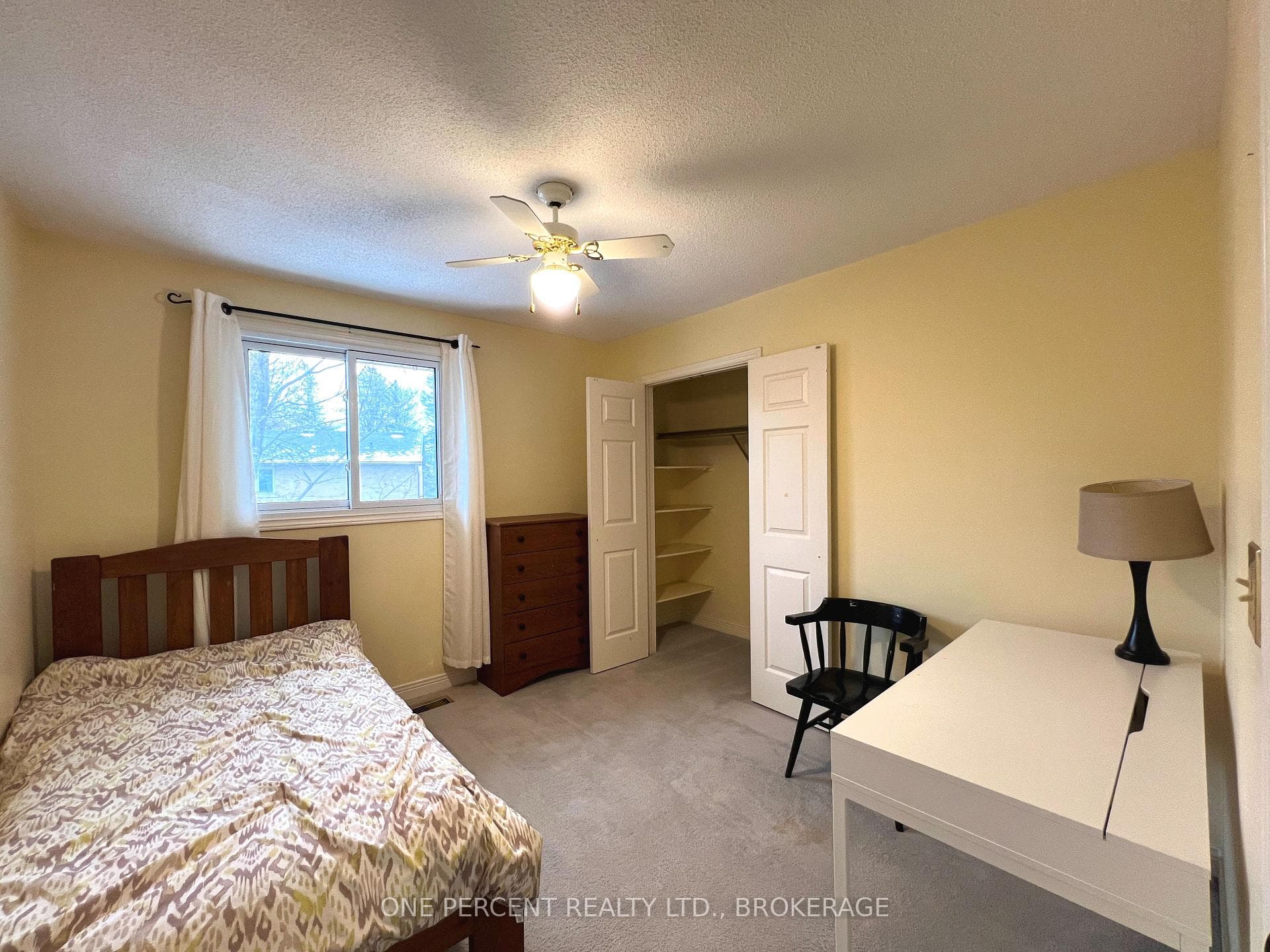 958 Chancery Street photo 26